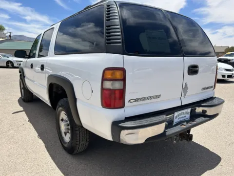 Another view of 2002 CHEVROLET SUBURBAN 2500 for sale in Alamogordo, NM at Justin's Motor Company