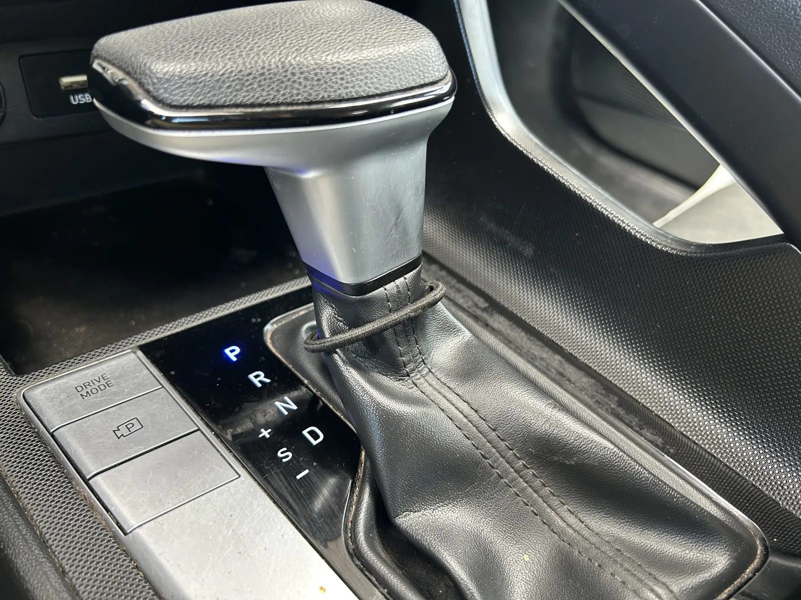 Hyundai Elantra photo 25