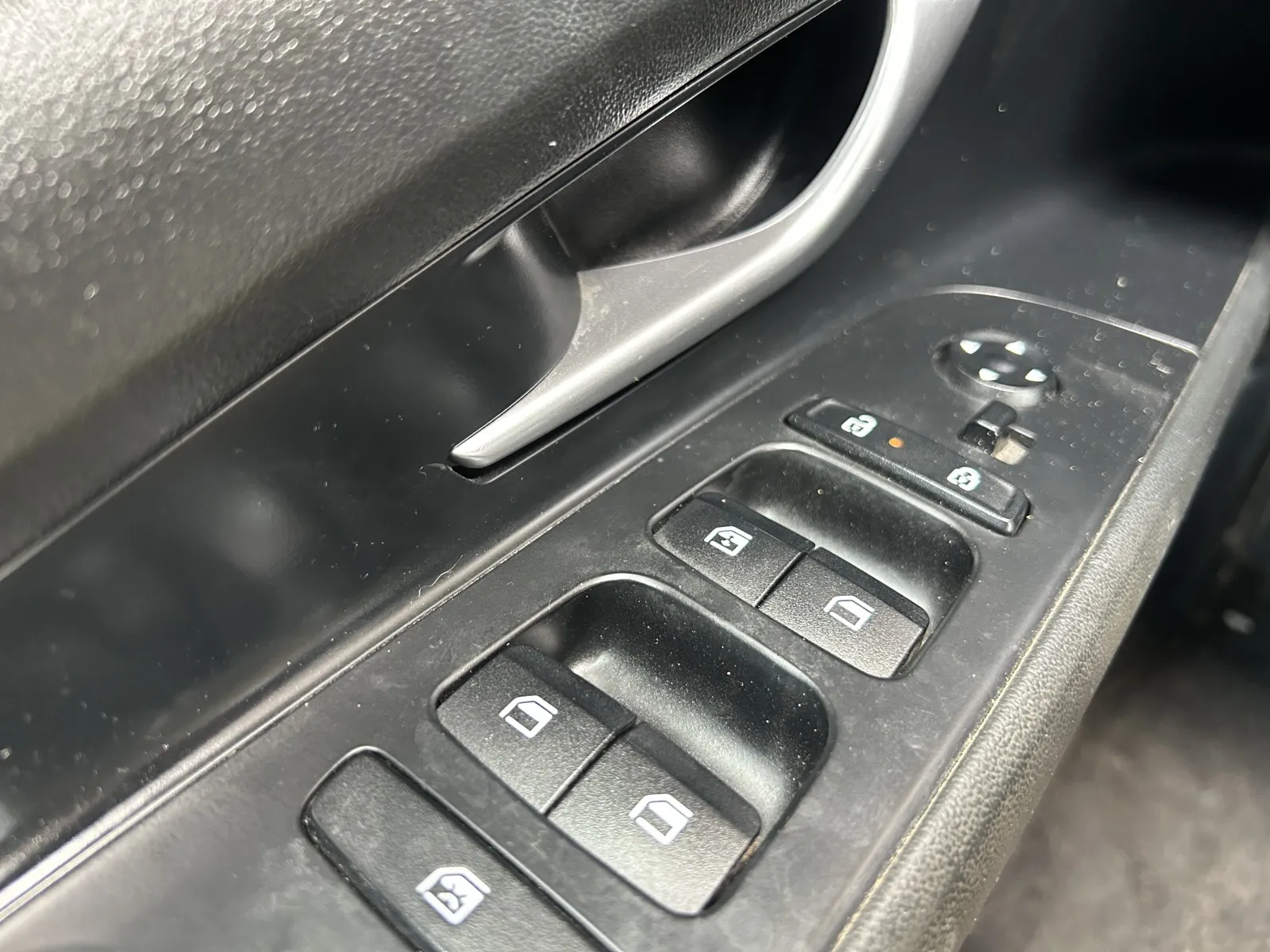 Hyundai Elantra photo 26
