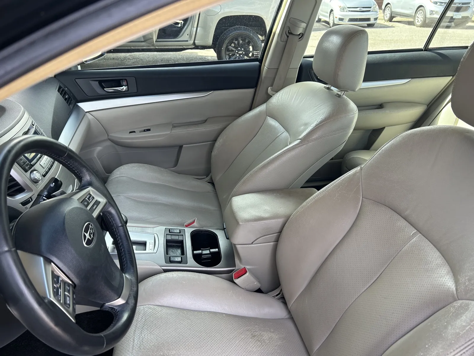 Subaru Legacy photo 22