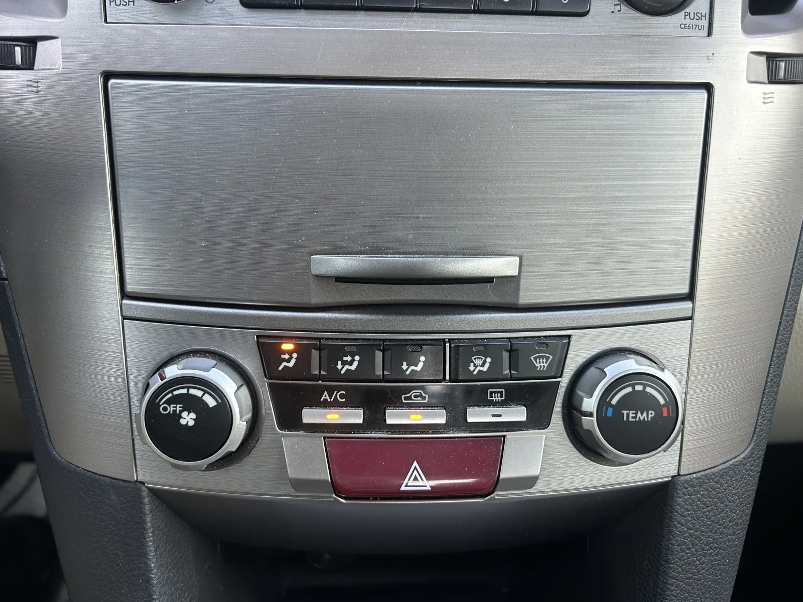 Subaru Legacy photo 15