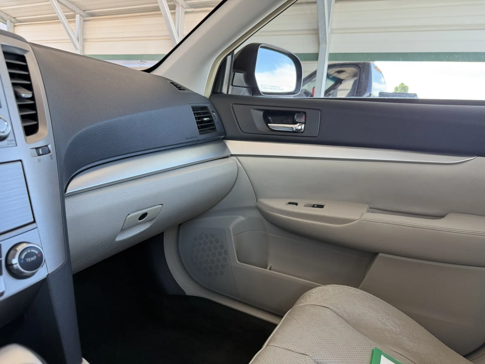 Subaru Legacy photo 49