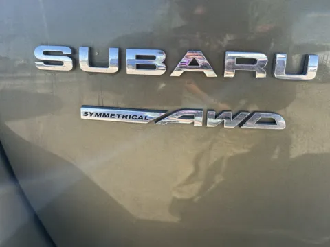 More photos of 2019 SUBARU OUTBACK 2.5I PREMIUM at Justin's Motor Company, NM