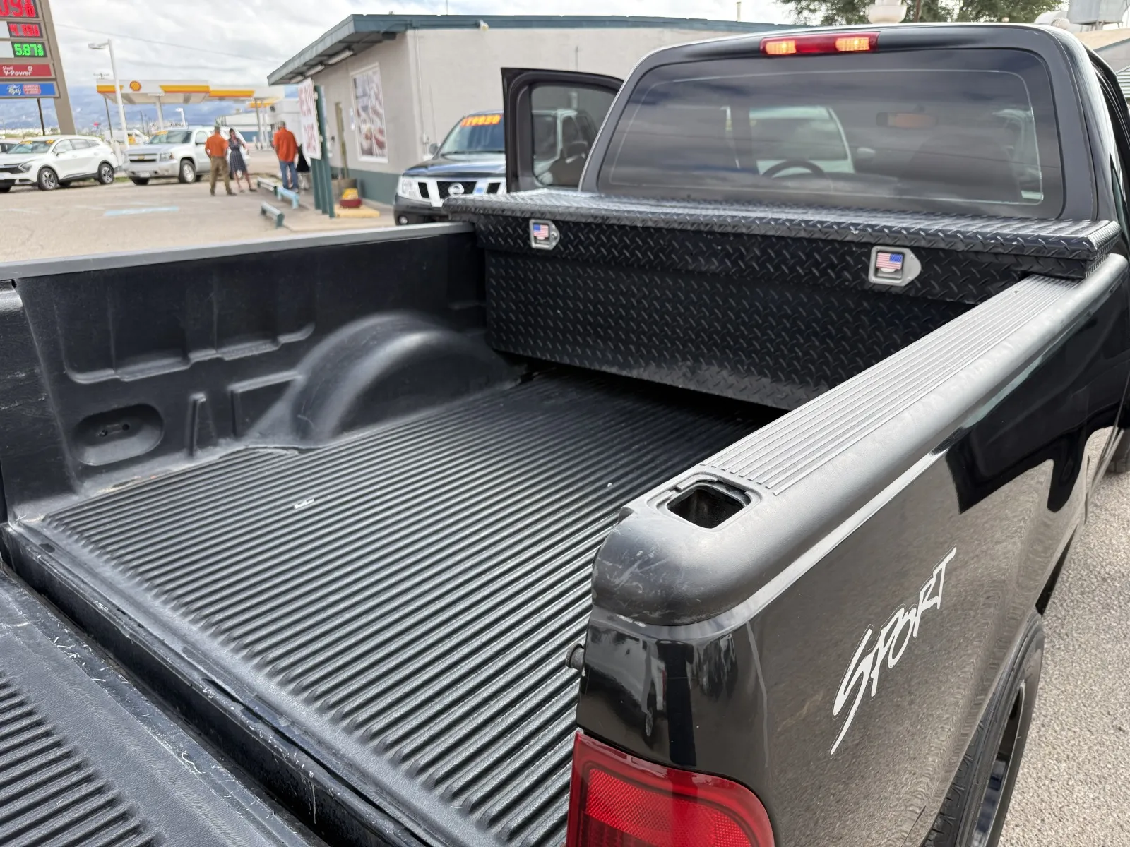 Ford F-150 photo 12