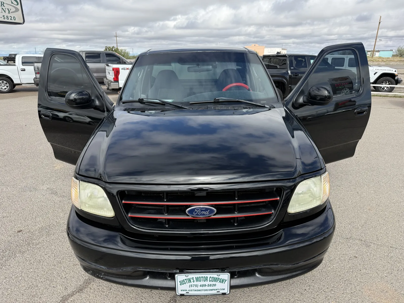 Ford F-150 photo 14