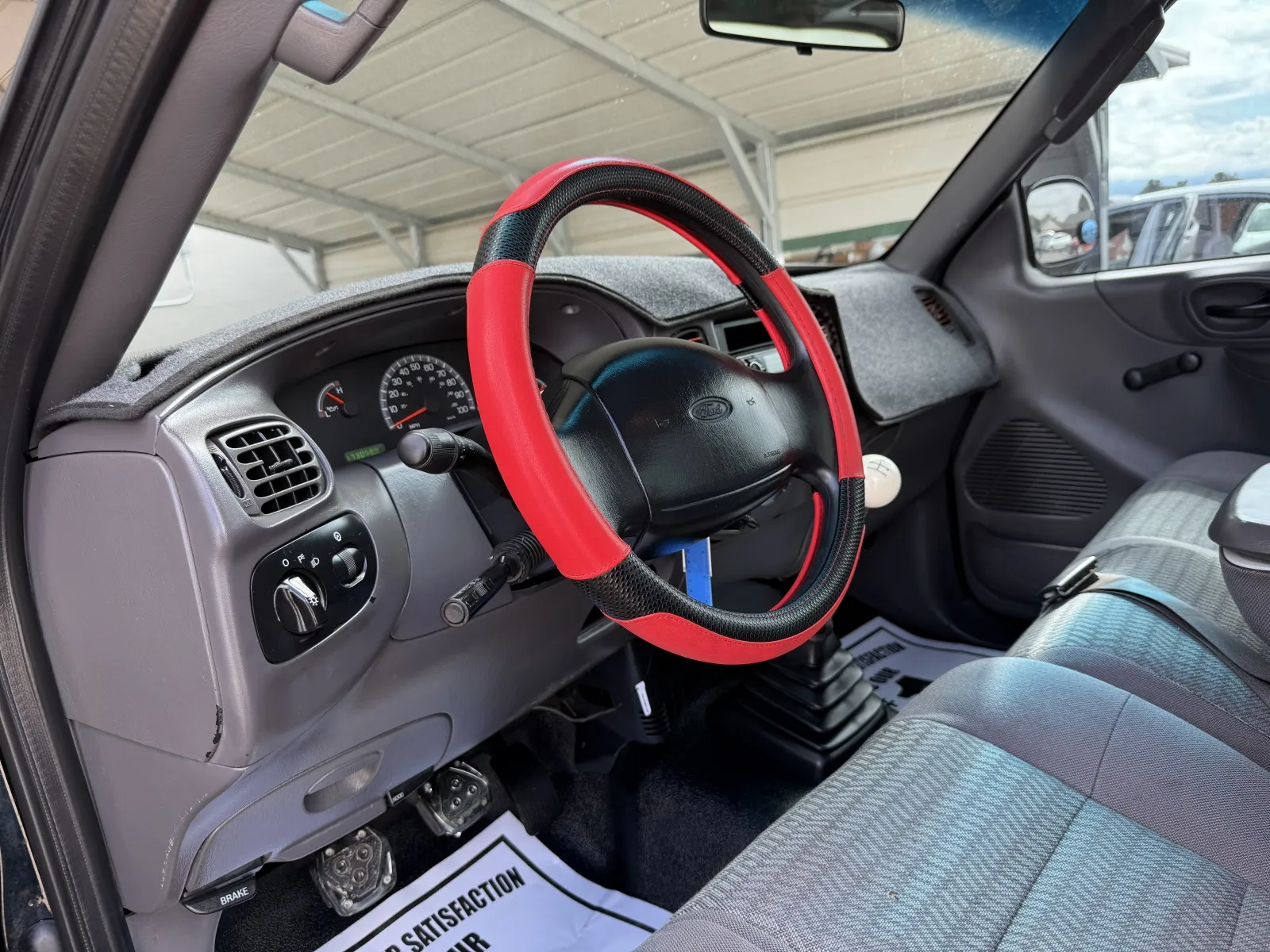 Ford F-150 photo 31