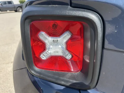 More photos of 2023 JEEP RENEGADE LATITUDE at Justin's Motor Company, NM