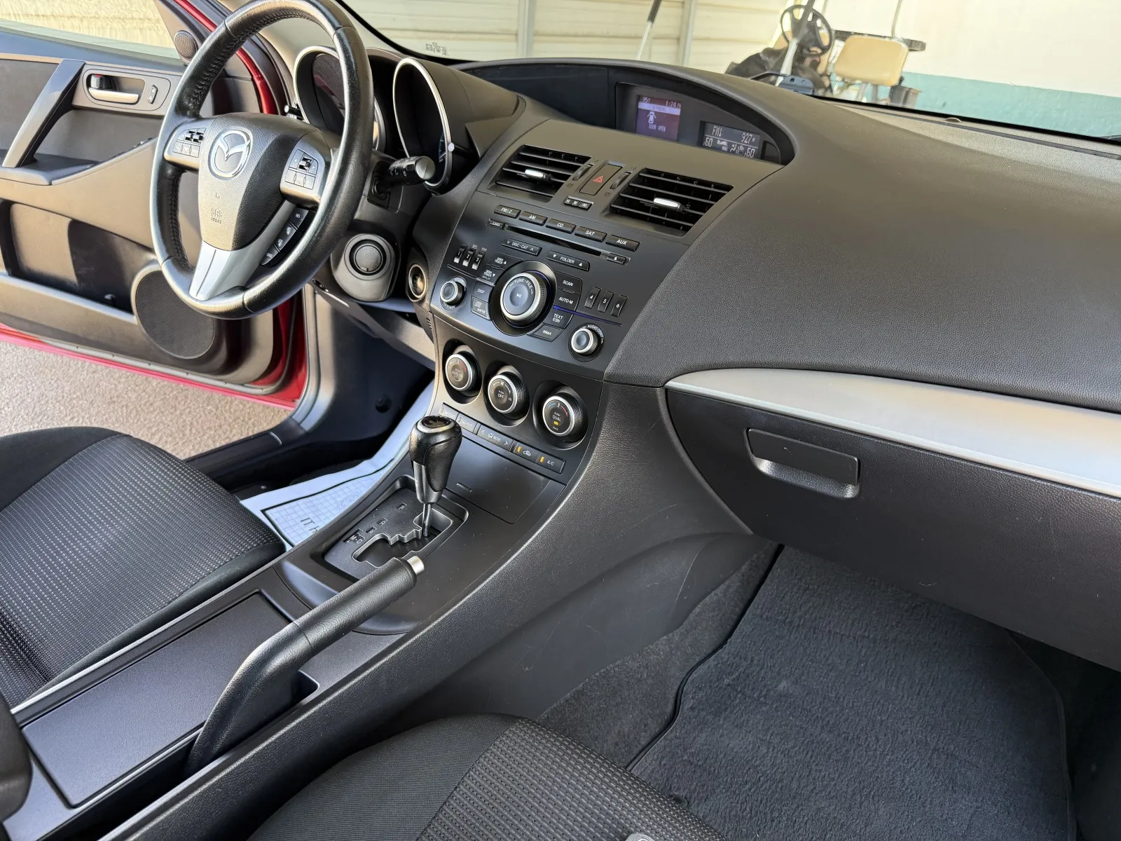 Mazda 3 photo 49