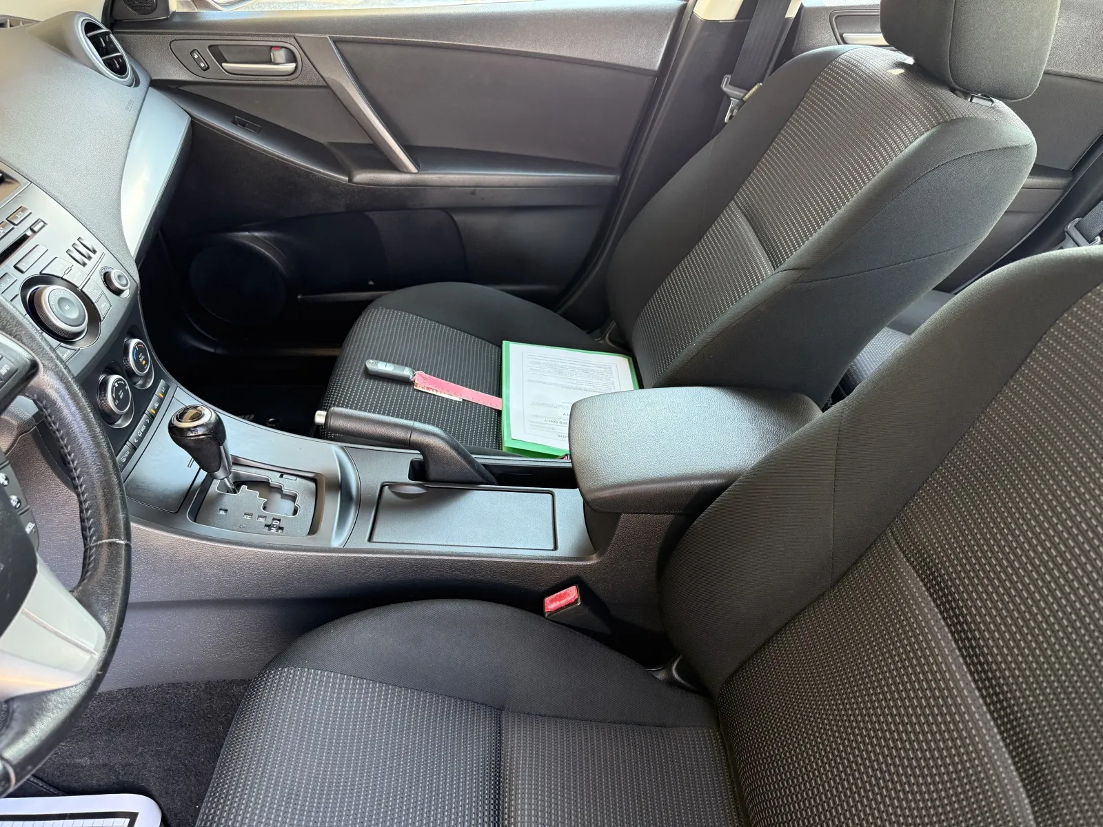 Mazda 3 photo 33