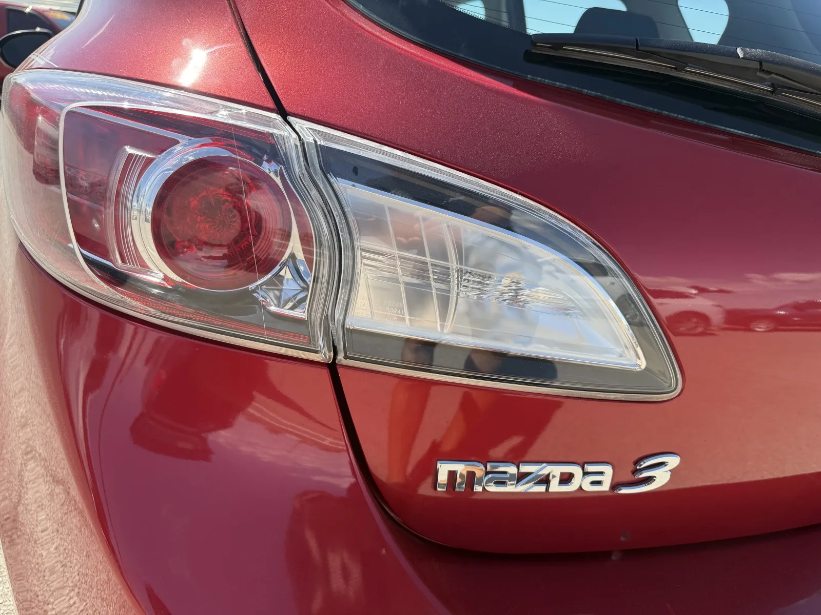 Mazda 3 photo 9