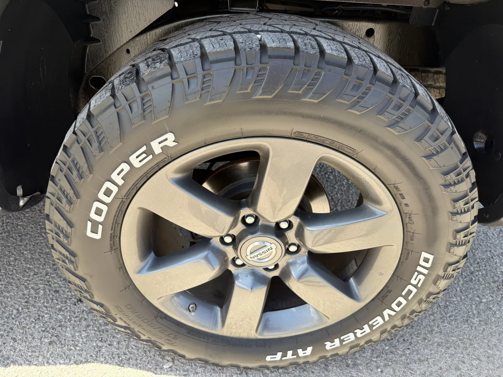 Nissan Titan photo 11