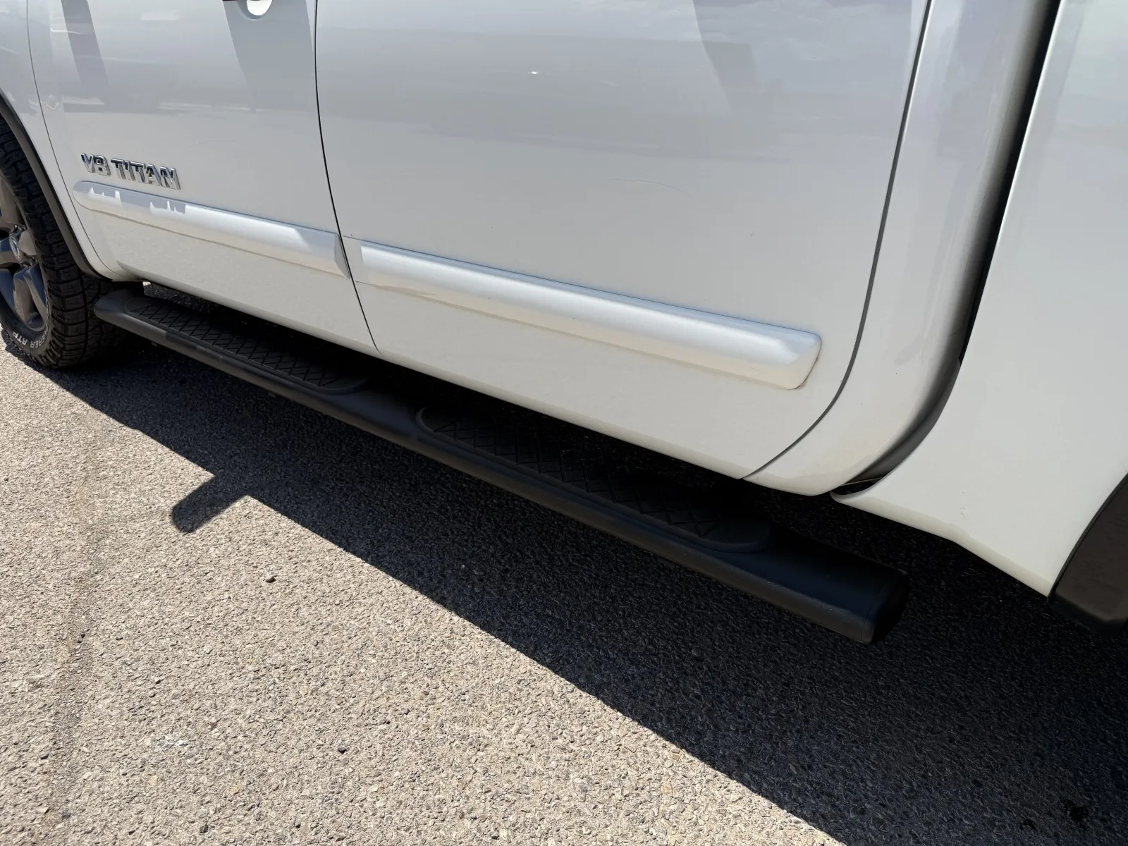 Nissan Titan photo 10