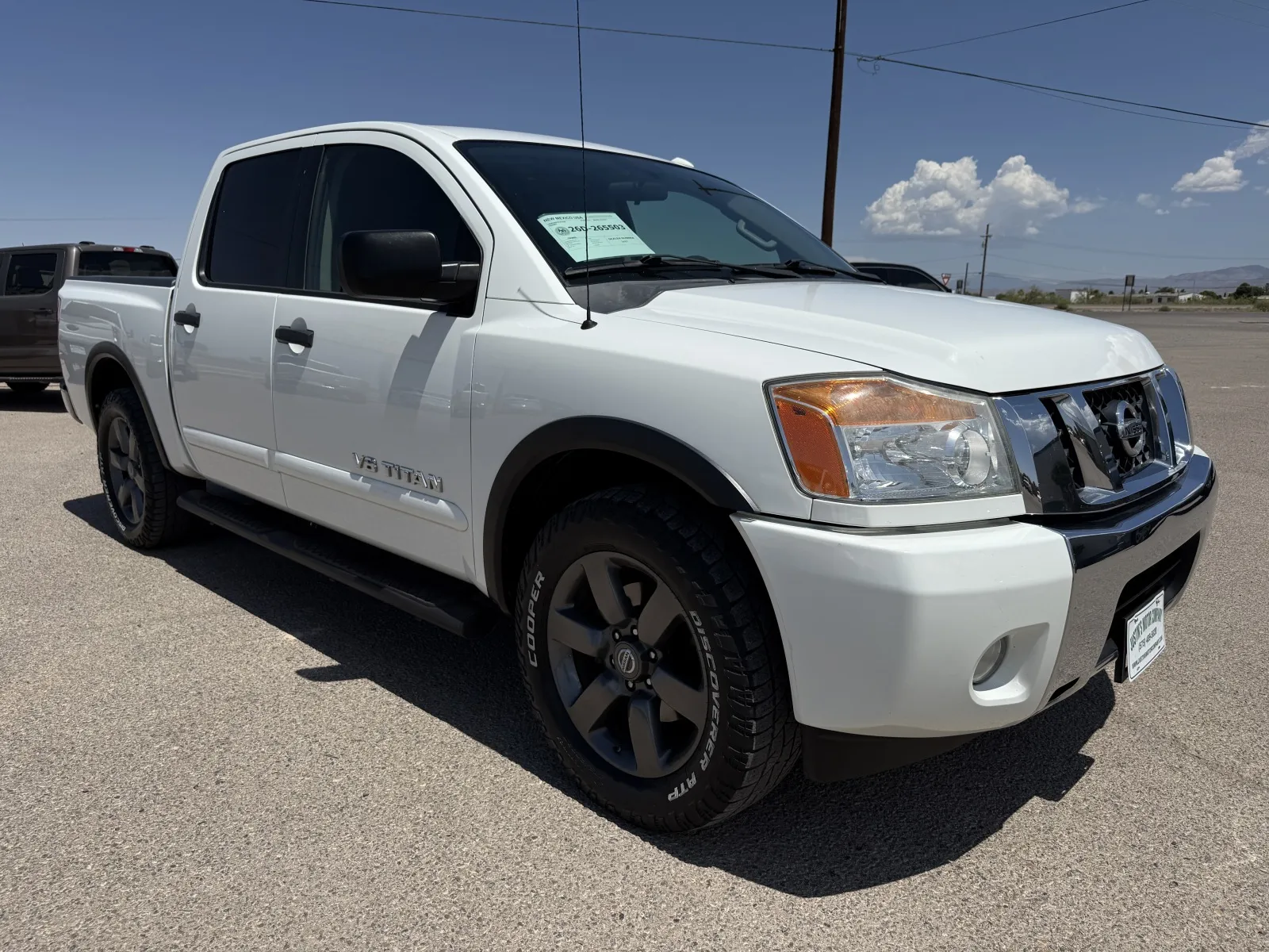 Nissan Titan photo 7