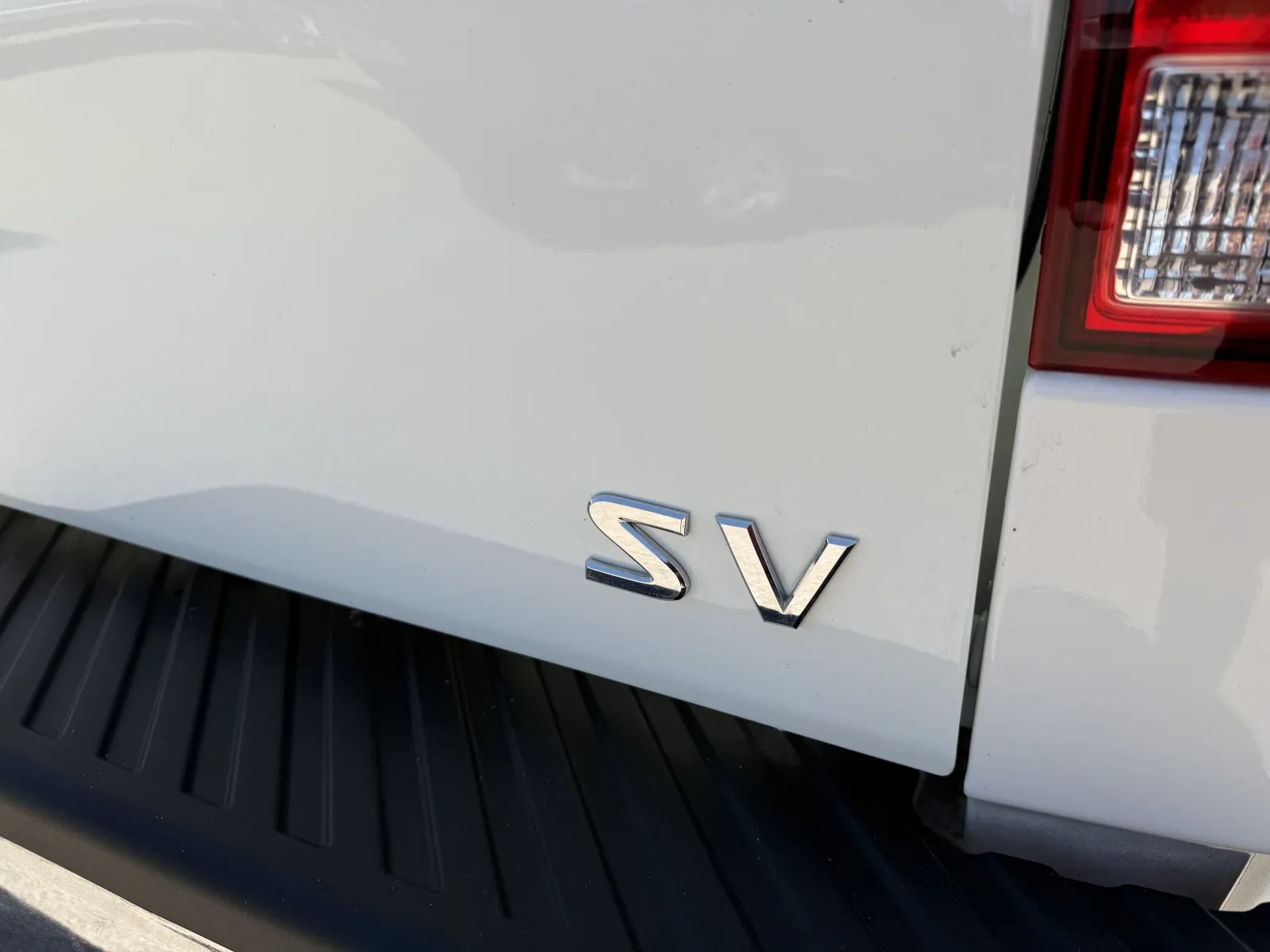 Nissan Titan photo 16