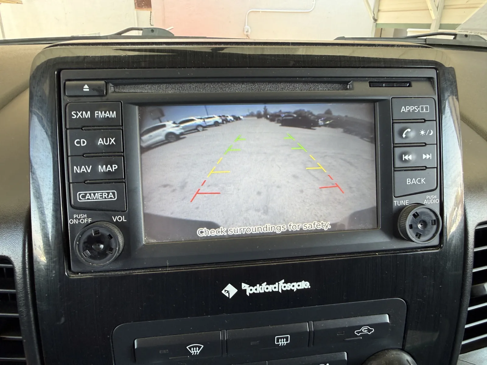 Nissan Titan photo 31