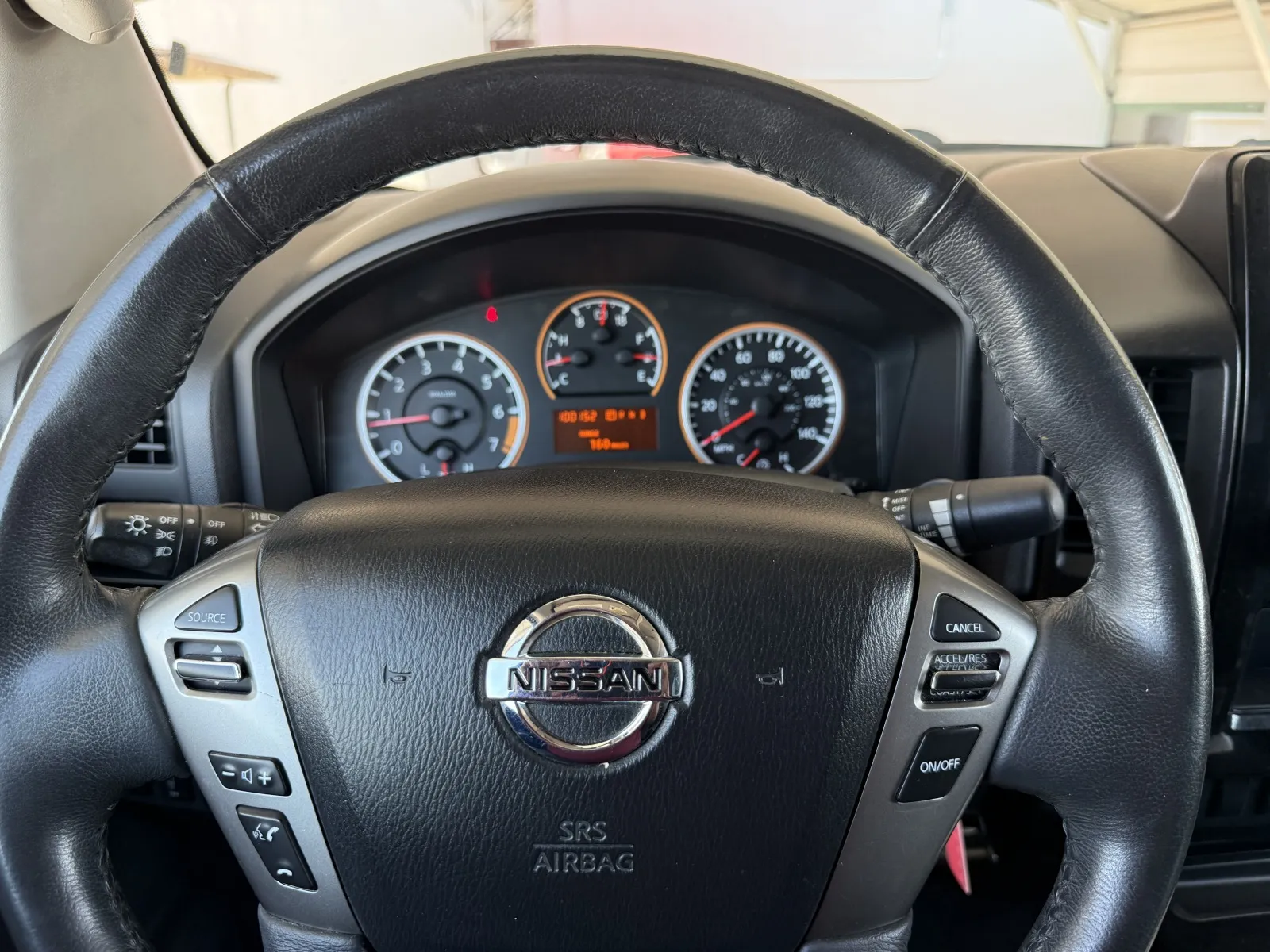 Nissan Titan photo 23
