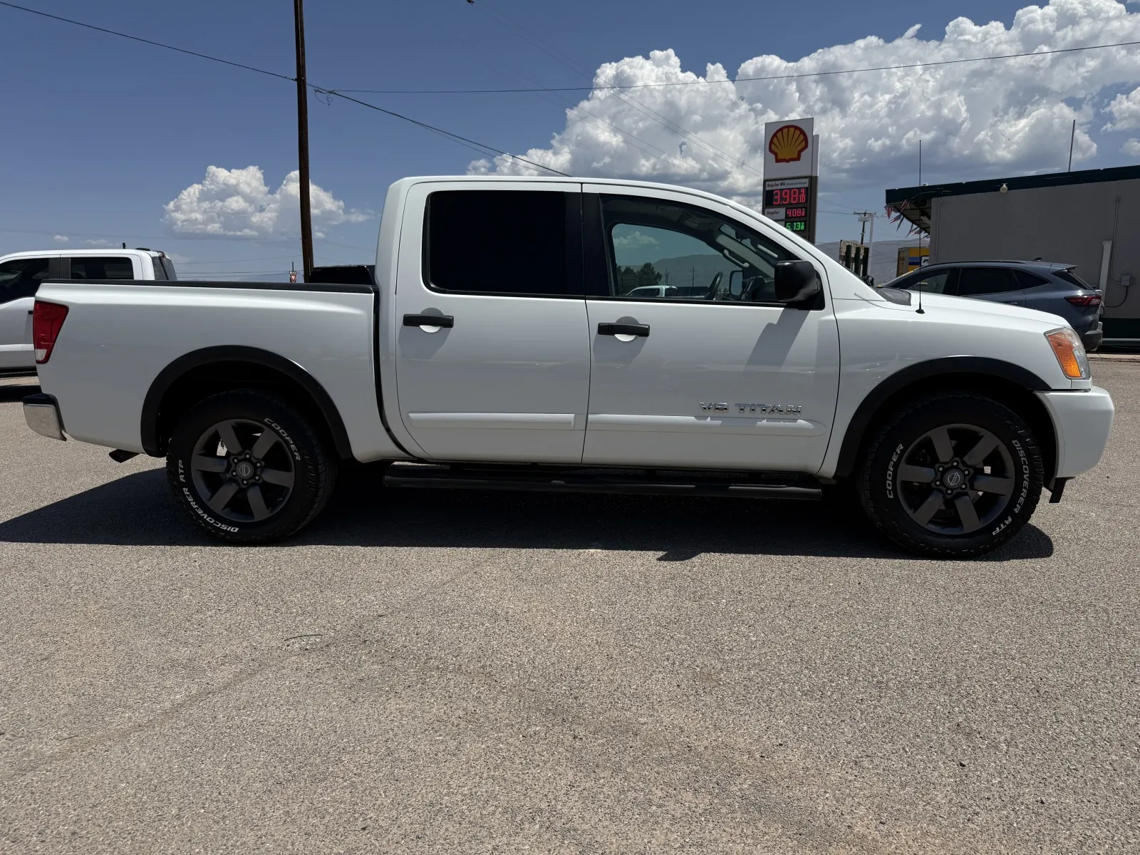 Nissan Titan photo 6