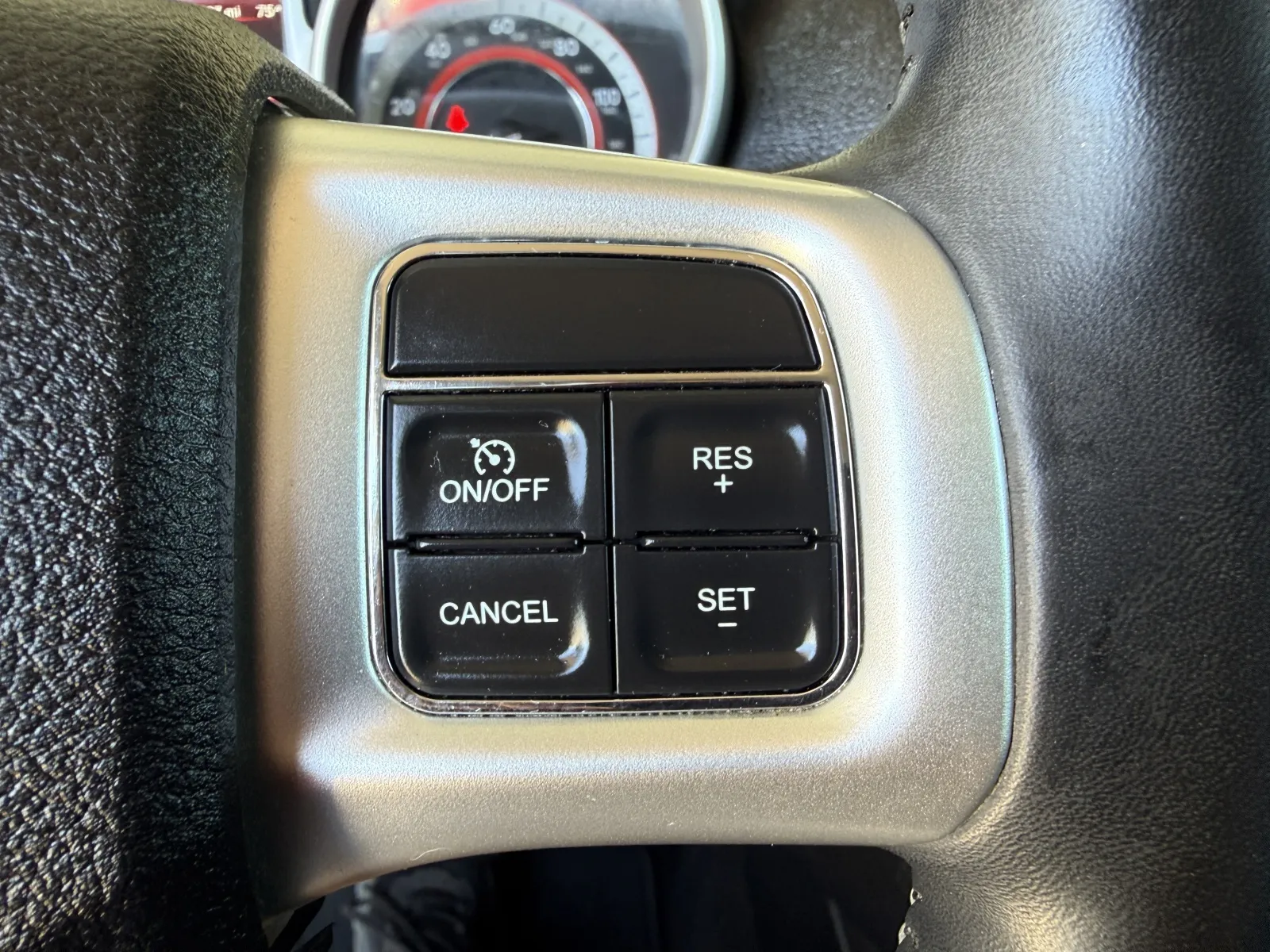 Dodge Journey photo 35