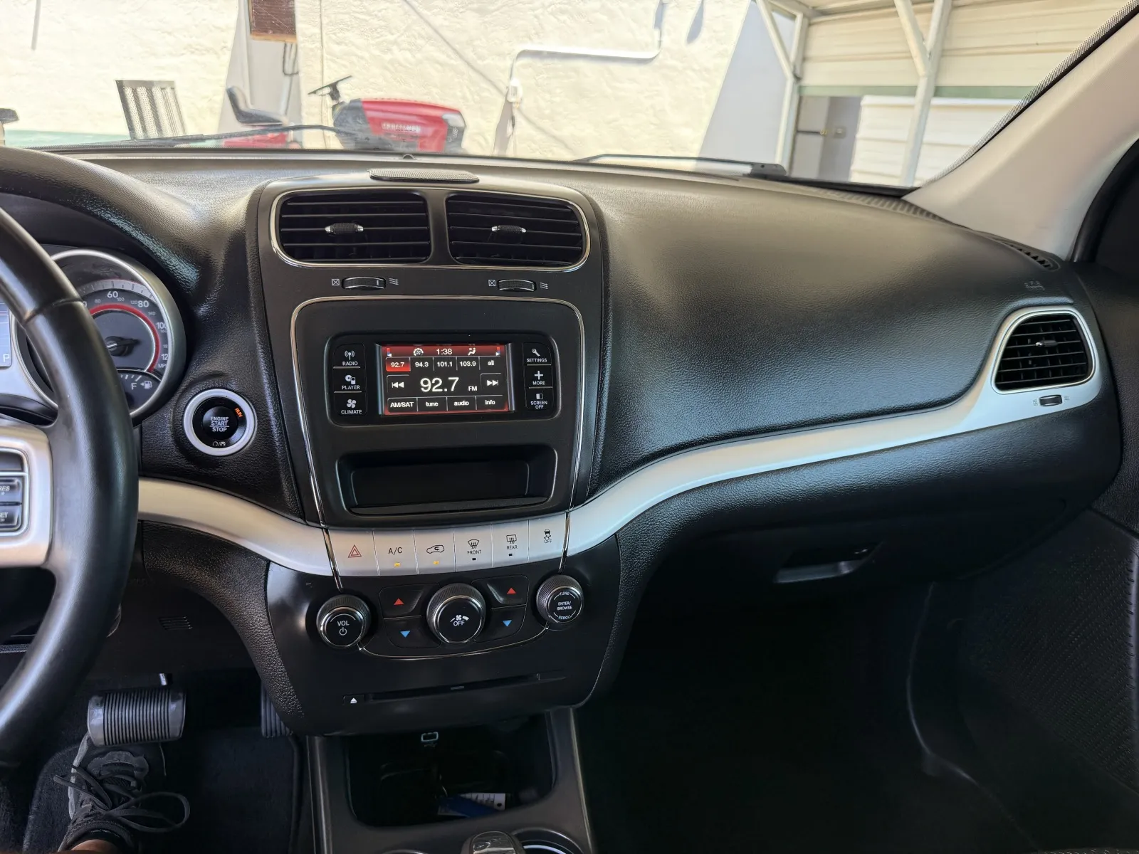 Dodge Journey photo 34