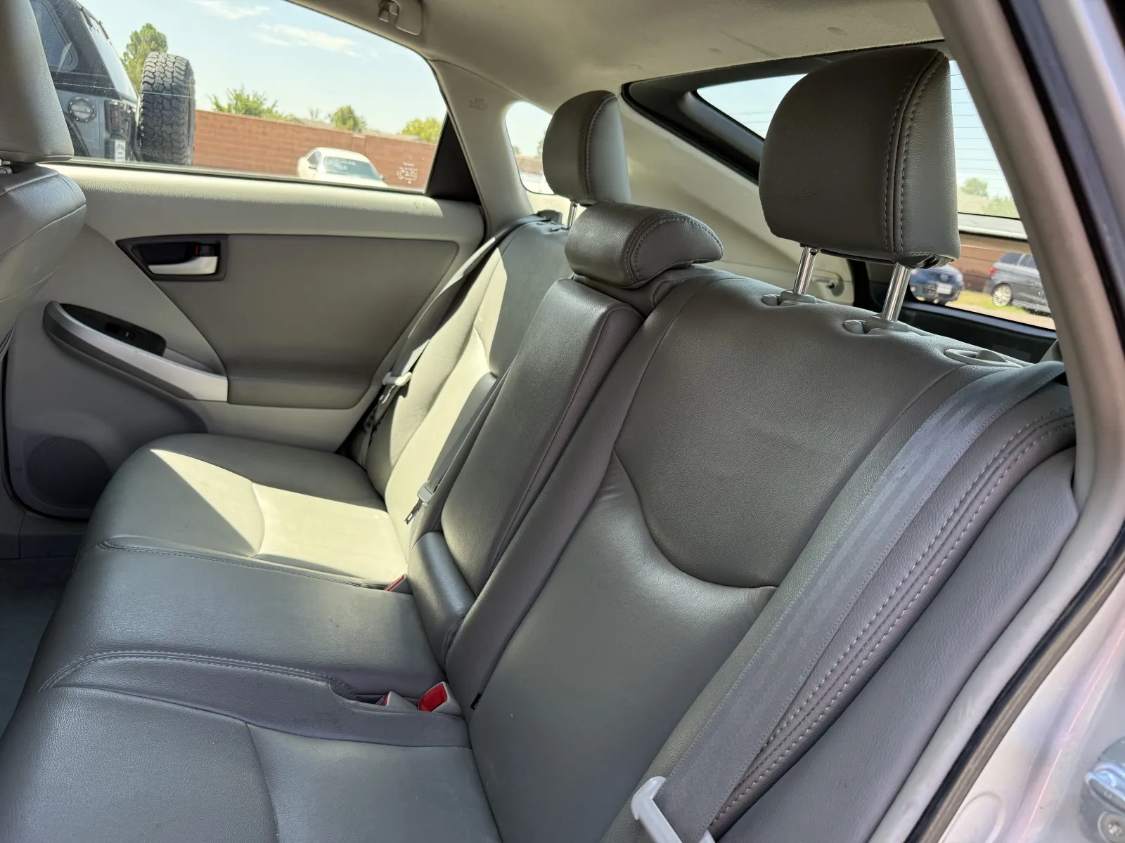 Toyota Prius photo 21
