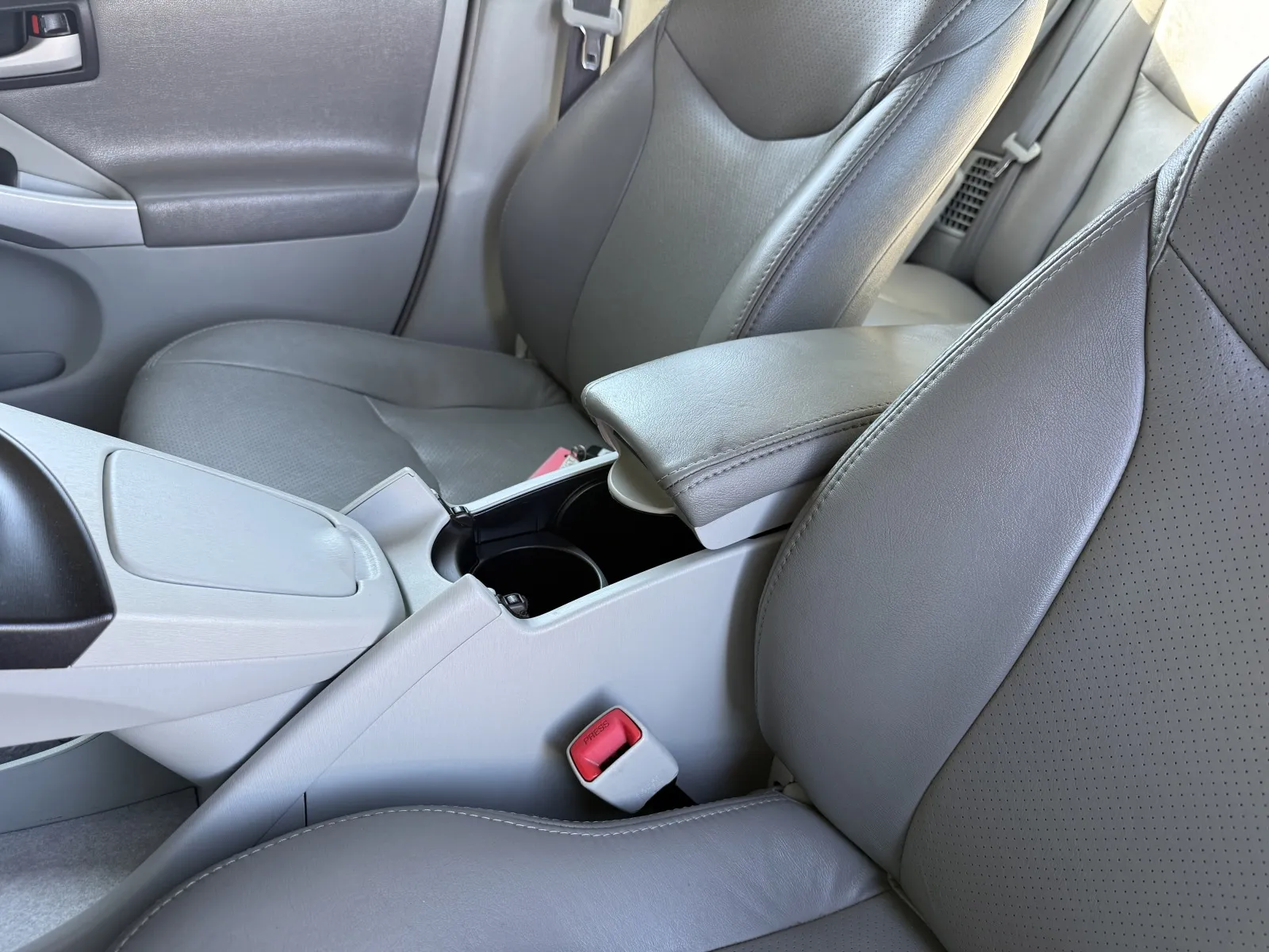 Toyota Prius photo 45