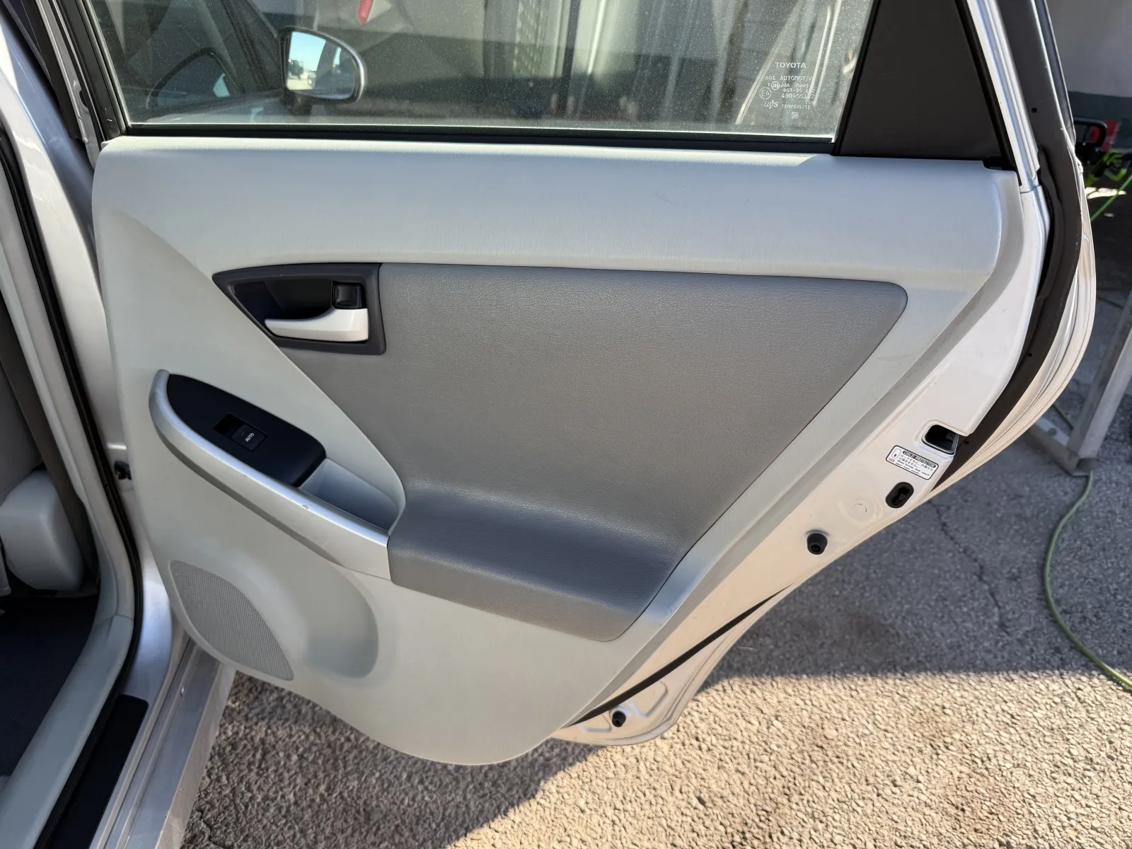 Toyota Prius photo 58