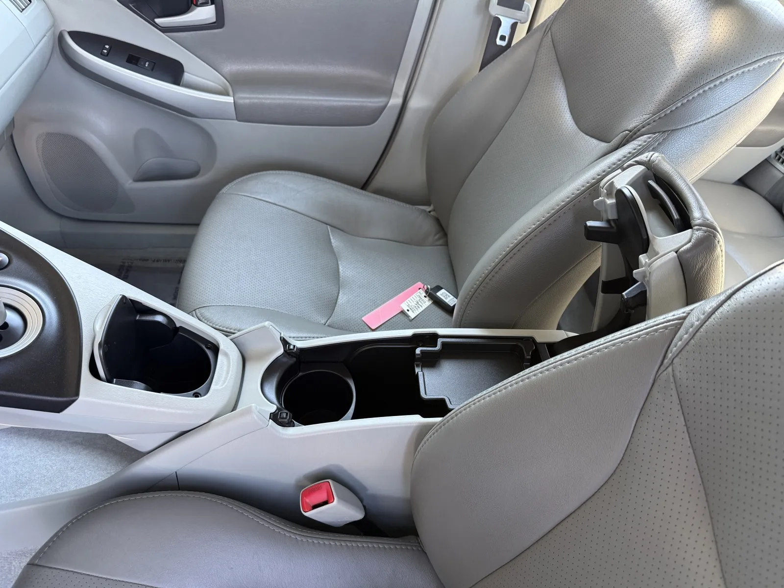 Toyota Prius photo 44