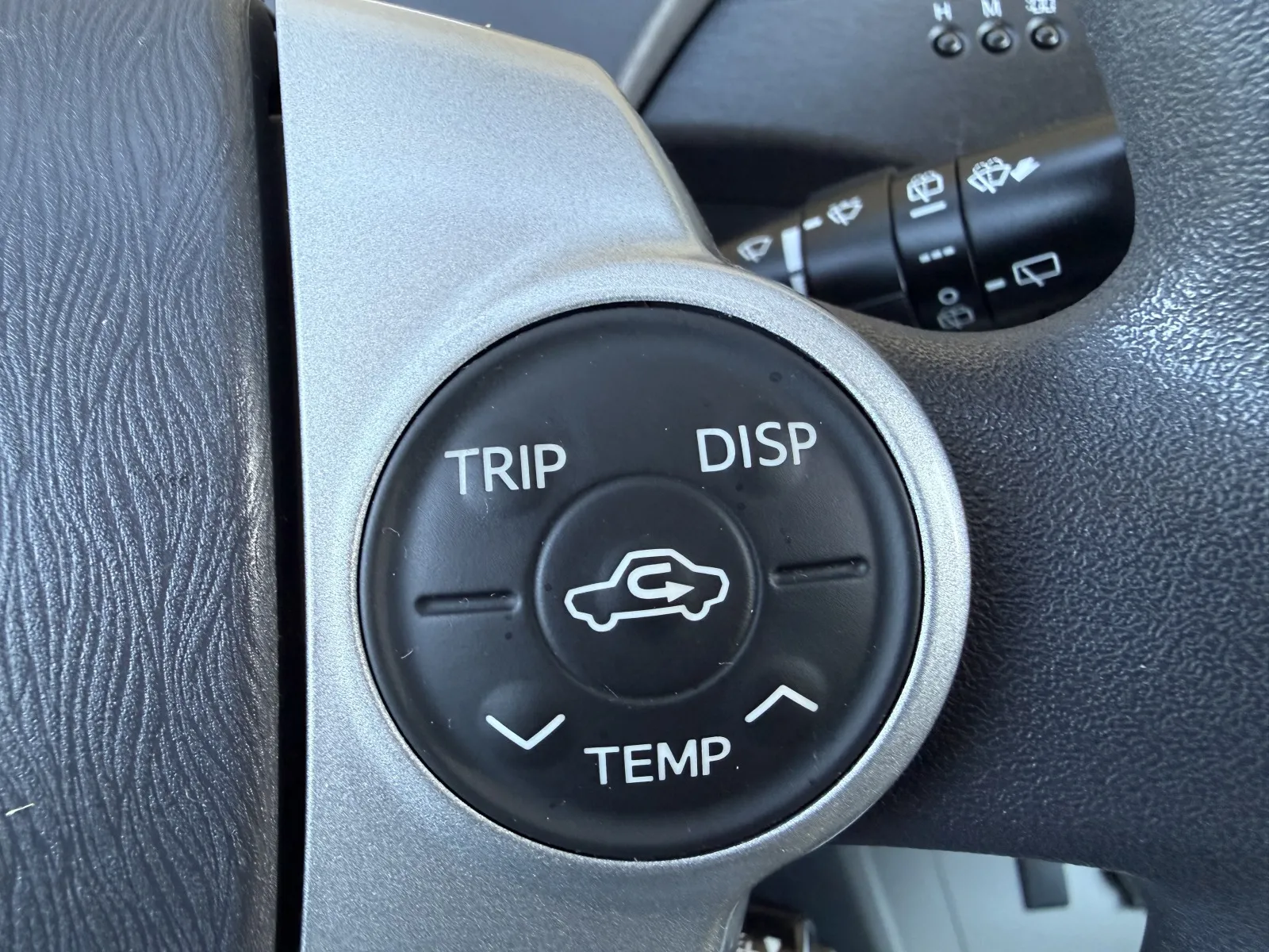 Toyota Prius photo 36