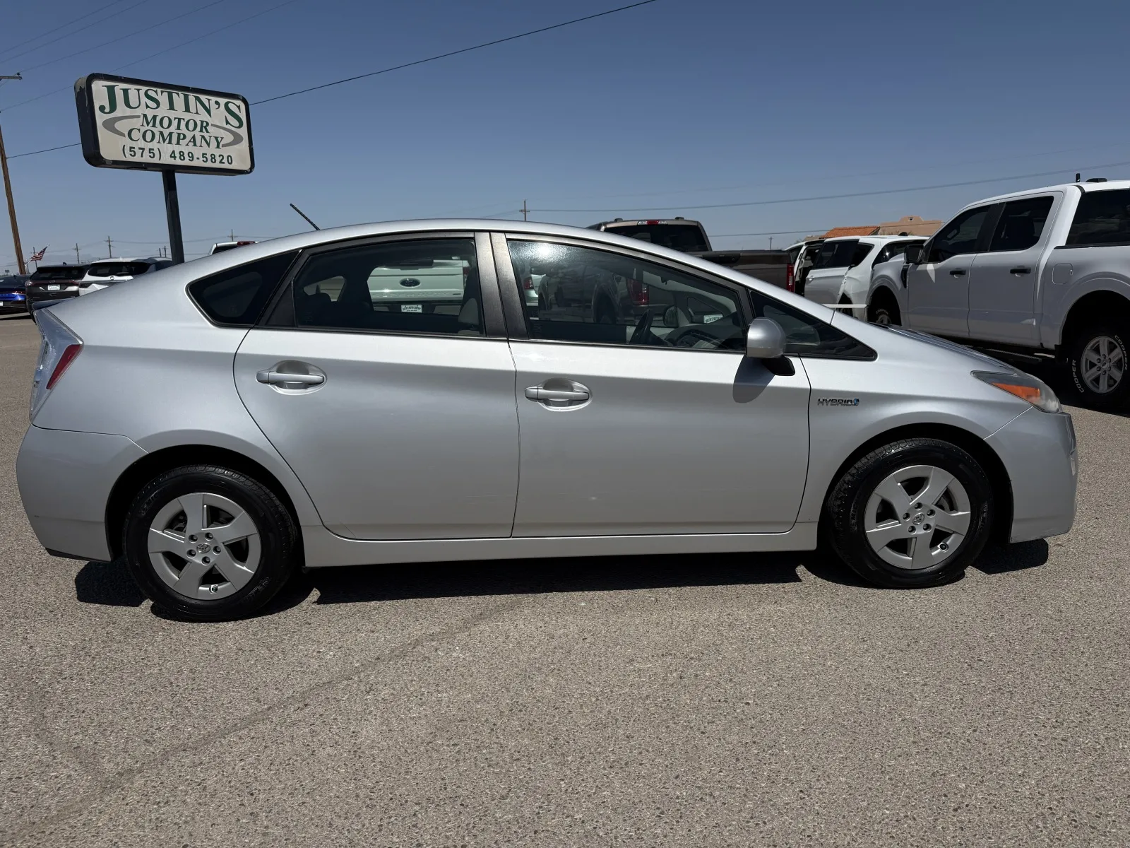 Toyota Prius photo 5