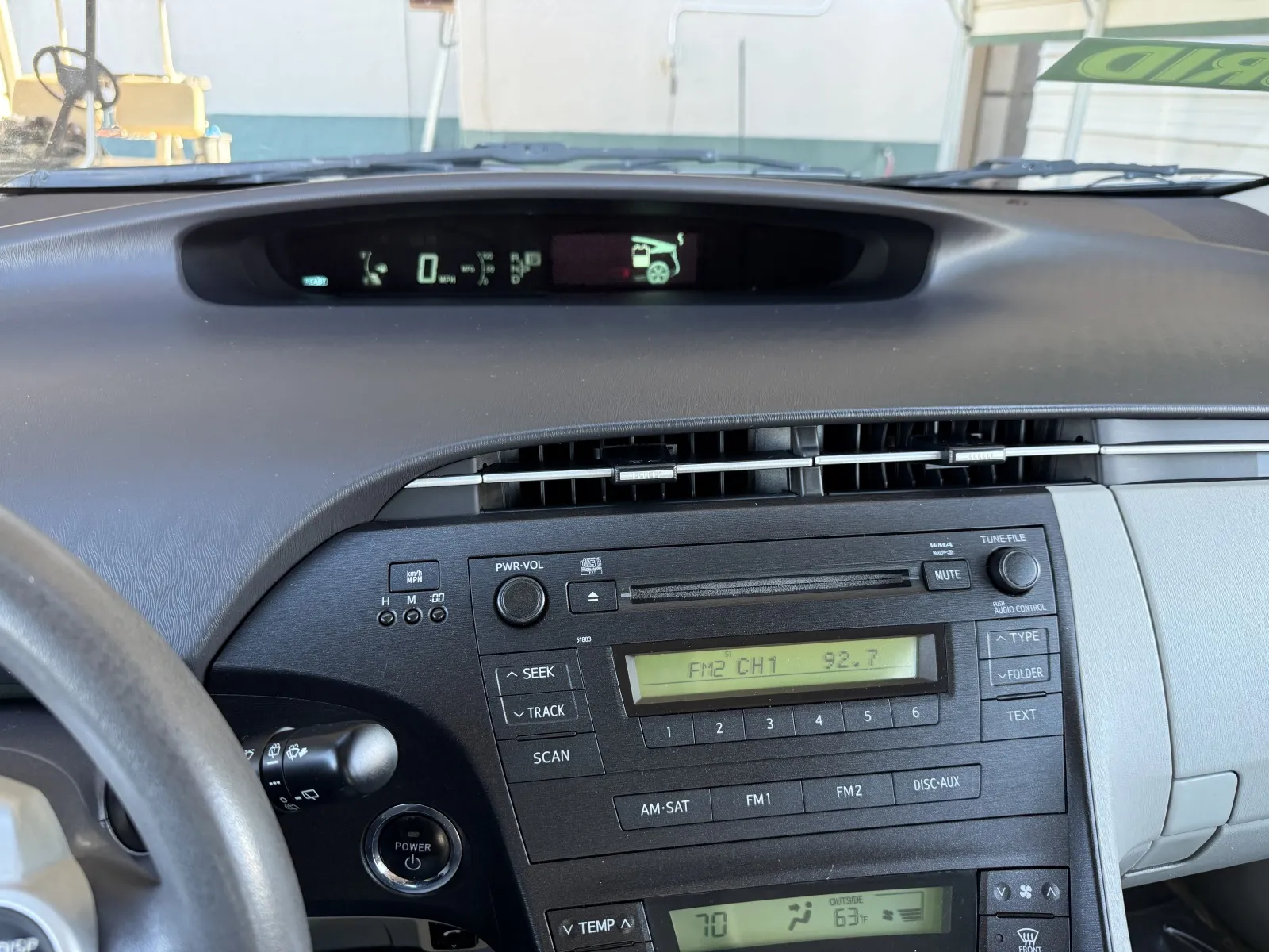 Toyota Prius photo 31