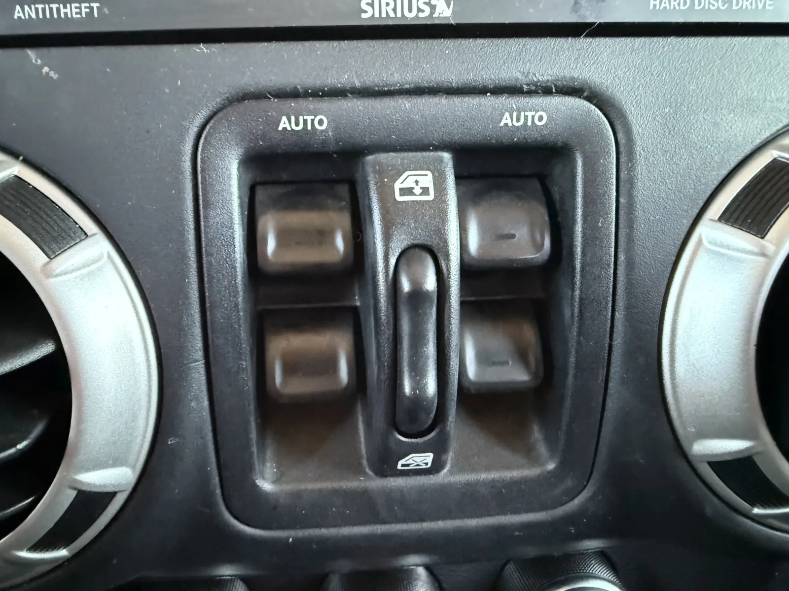 Jeep Wrangler photo 25