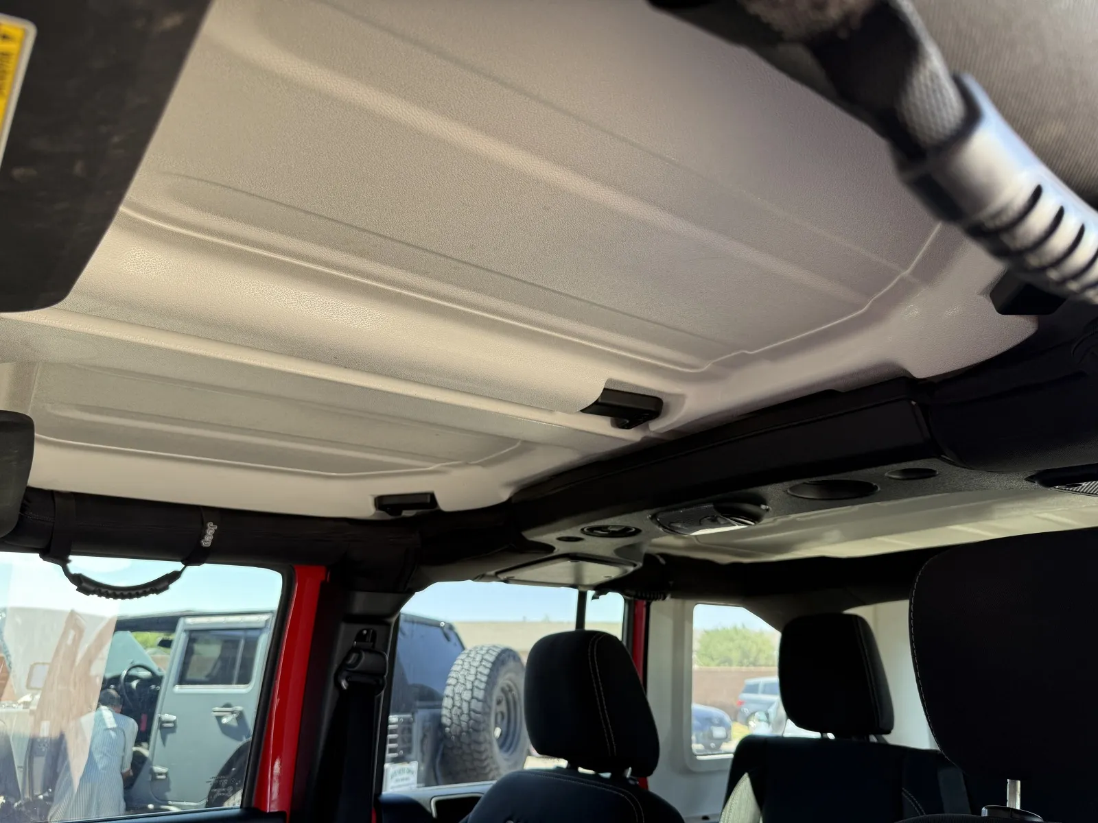 Jeep Wrangler photo 33