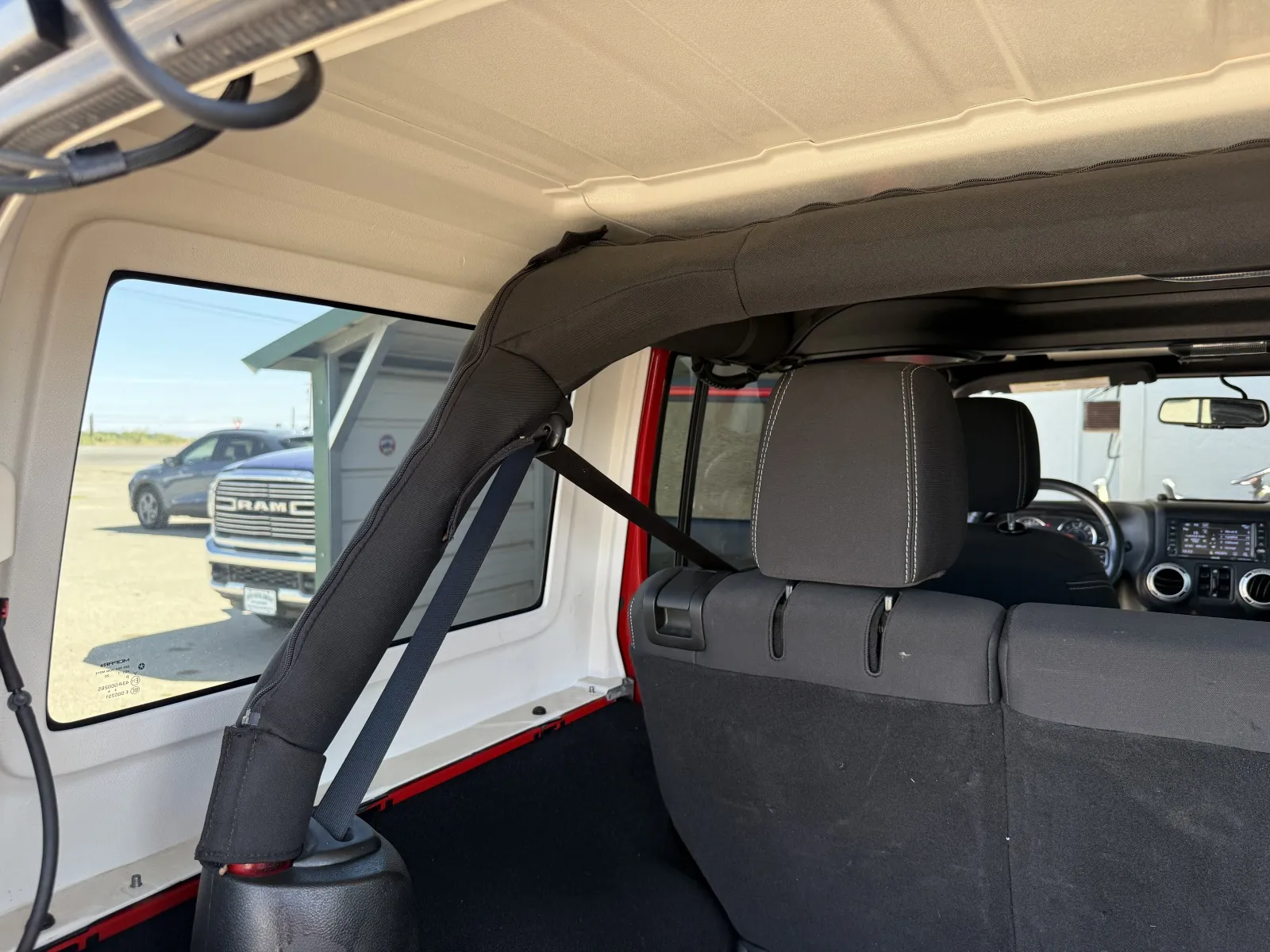 Jeep Wrangler photo 41