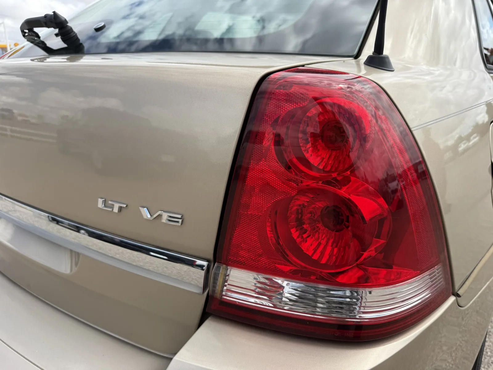 Chevrolet Malibu photo 17