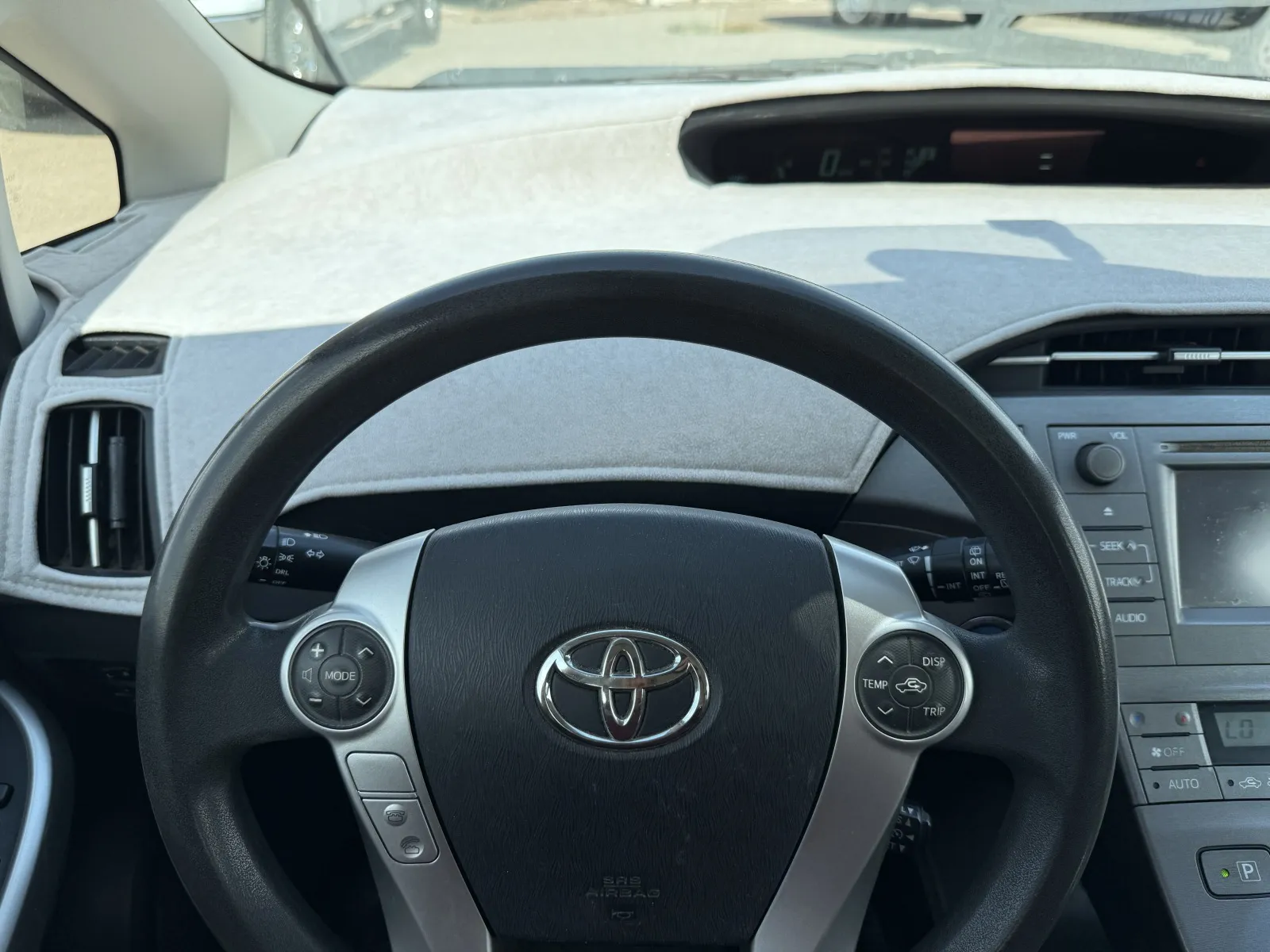 Toyota Prius photo 15
