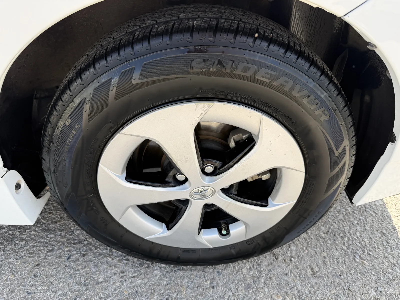 Toyota Prius photo 13