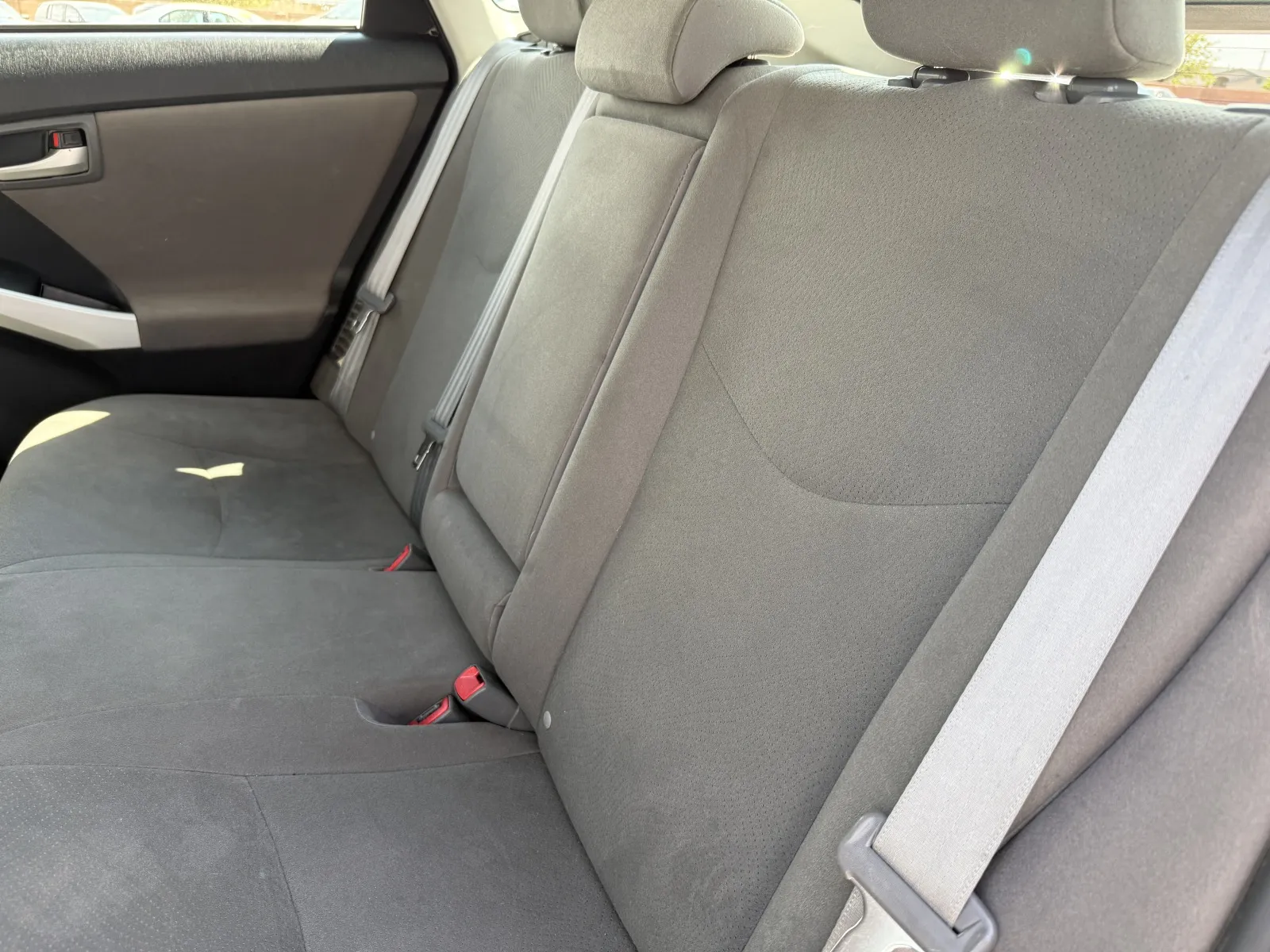 Toyota Prius photo 28