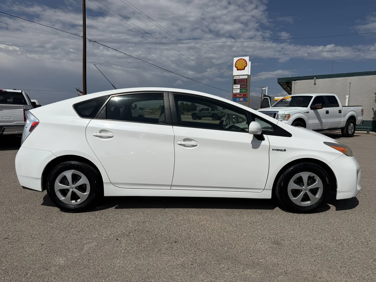 Toyota Prius photo 6