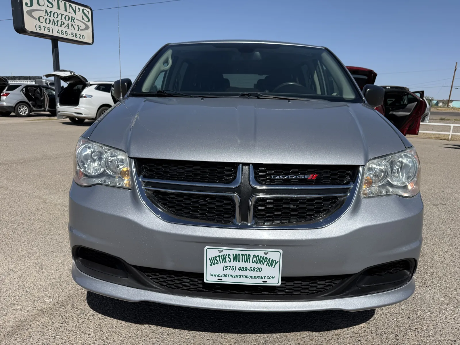 Dodge Grand Caravan photo 8