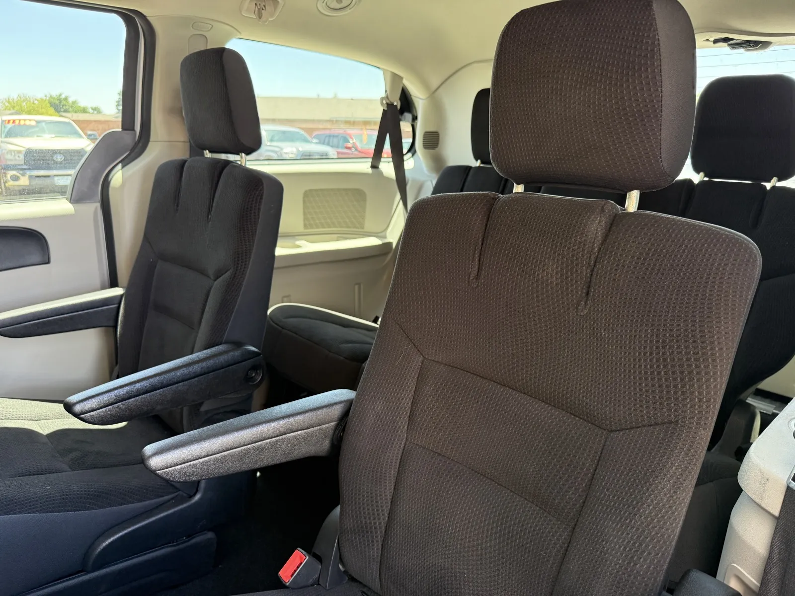 Dodge Grand Caravan photo 42