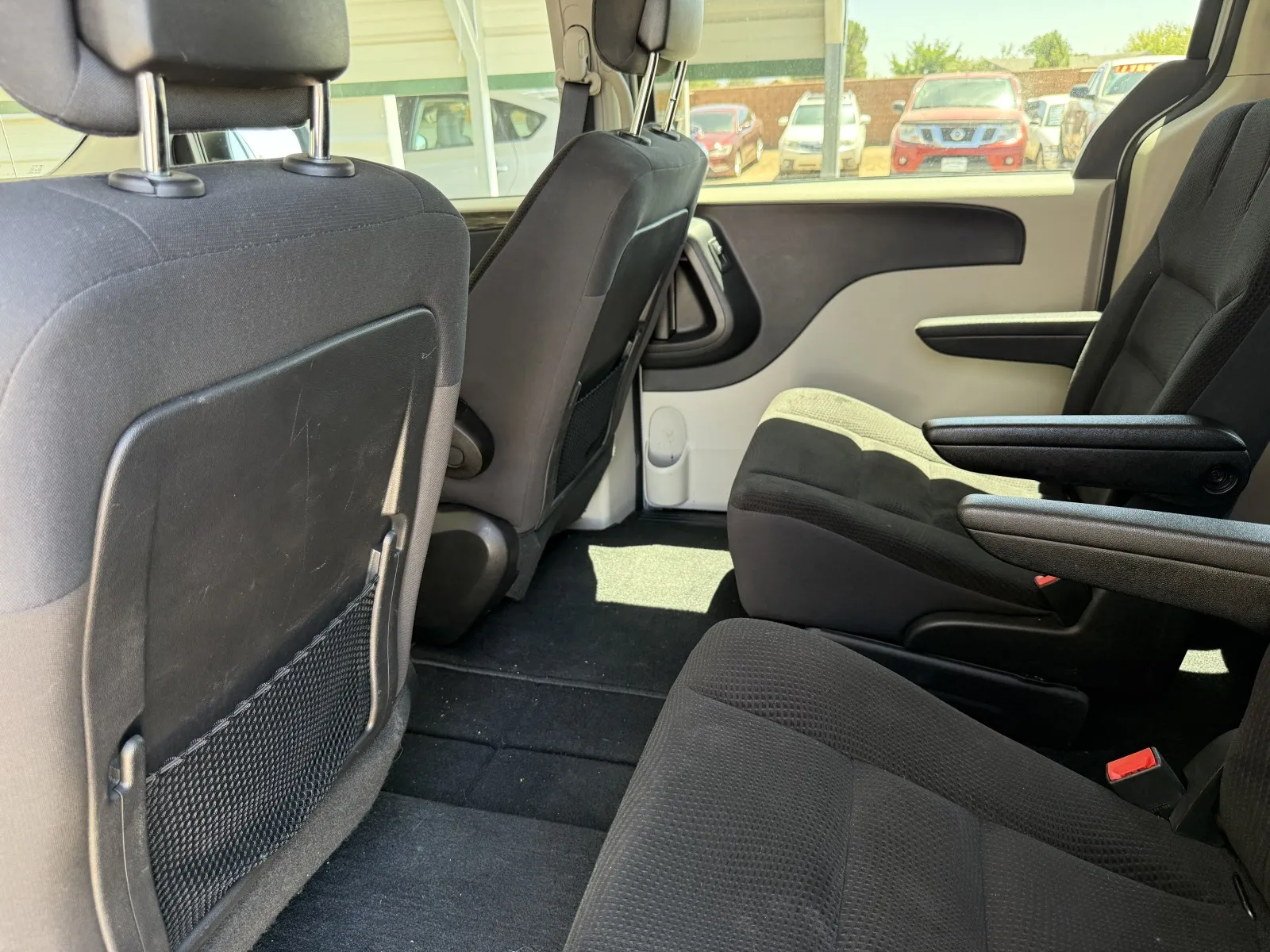 Dodge Grand Caravan photo 44