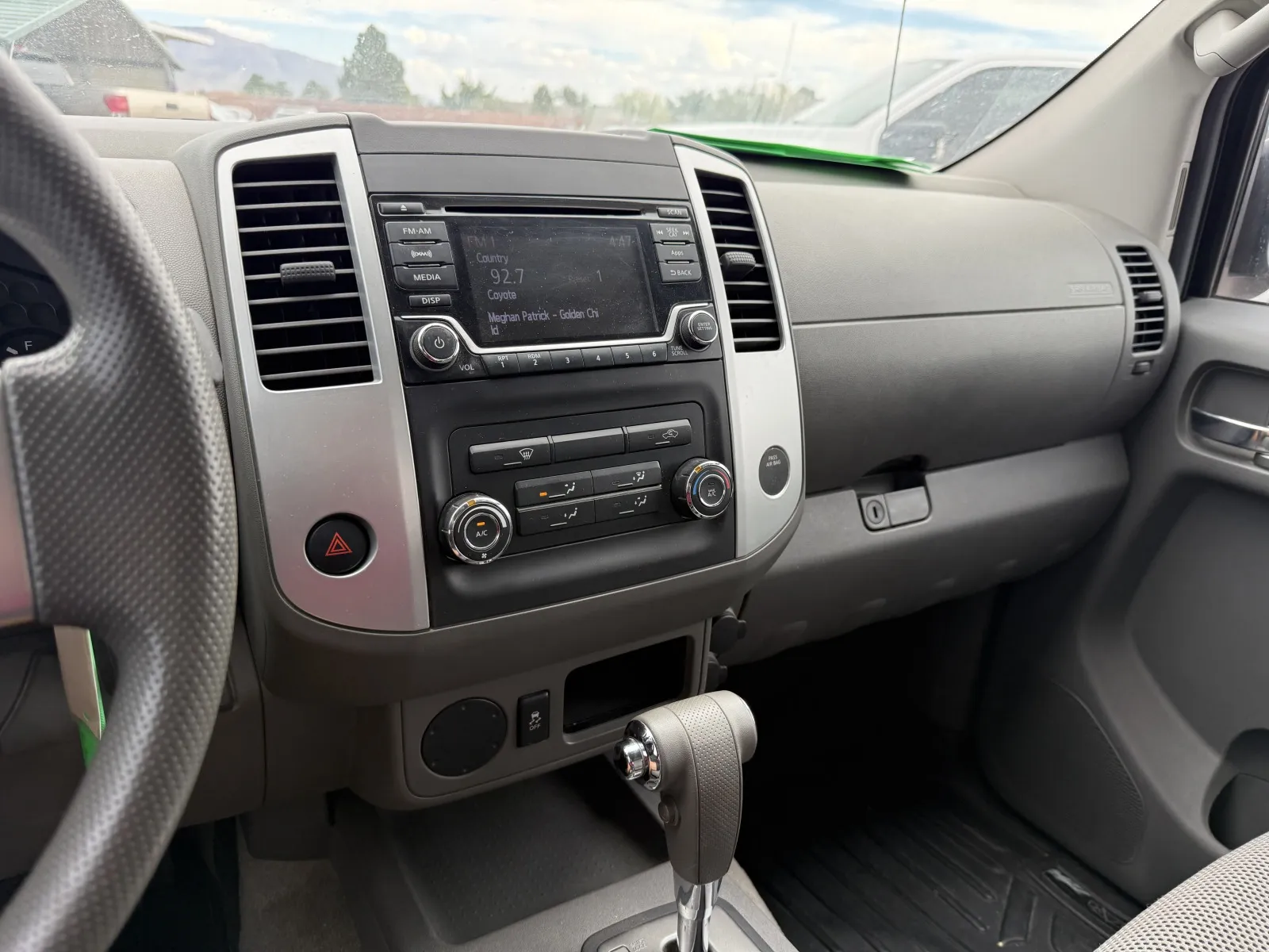 Nissan Frontier photo 15