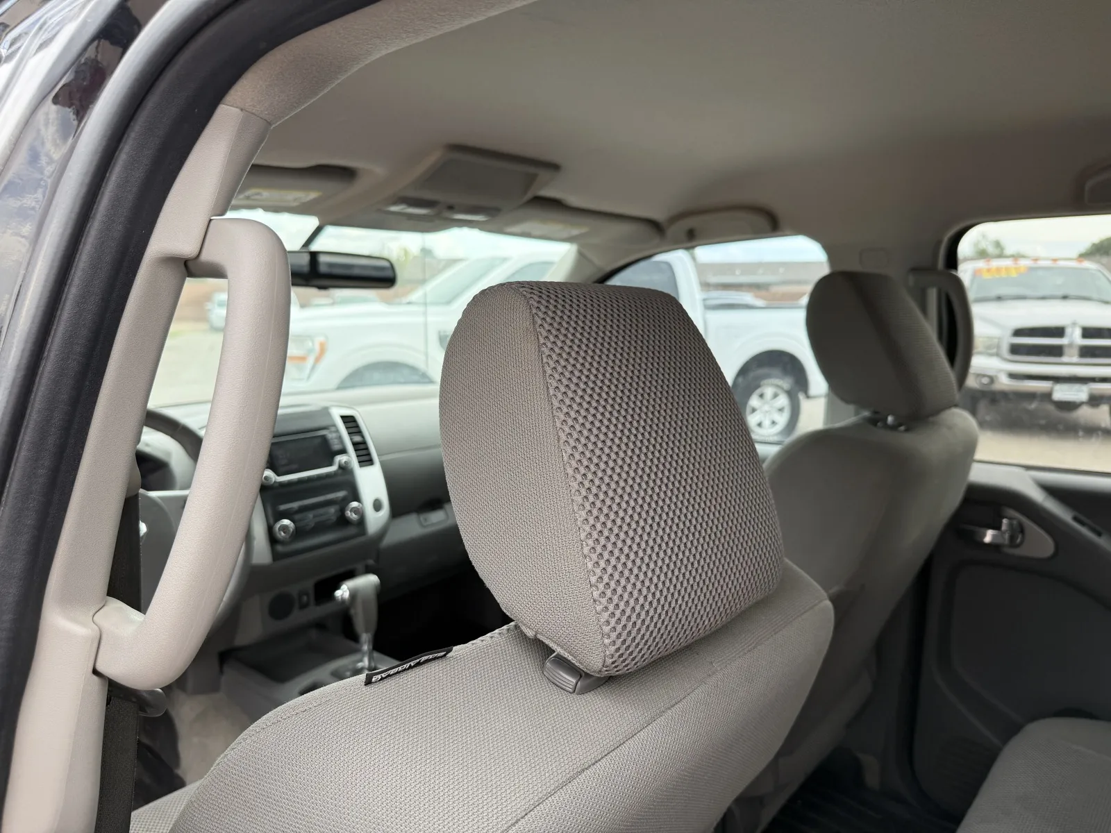 Nissan Frontier photo 21