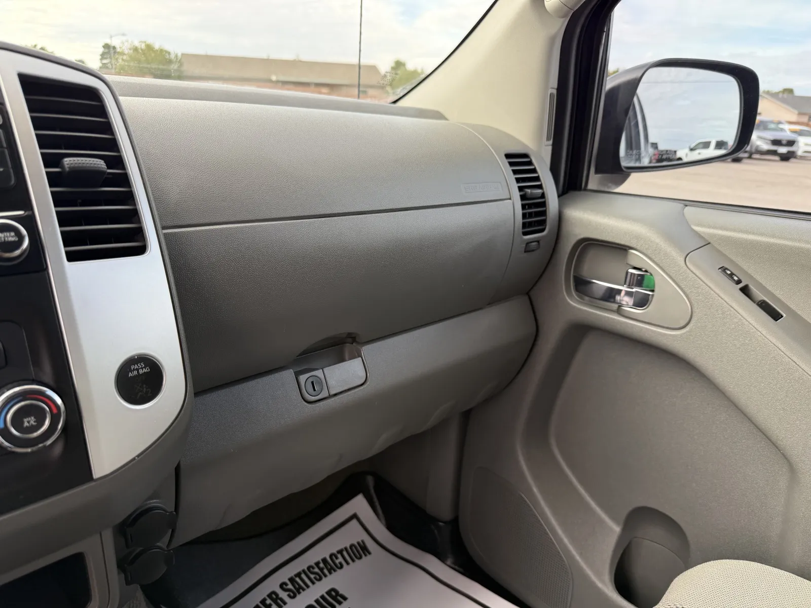 Nissan Frontier photo 49
