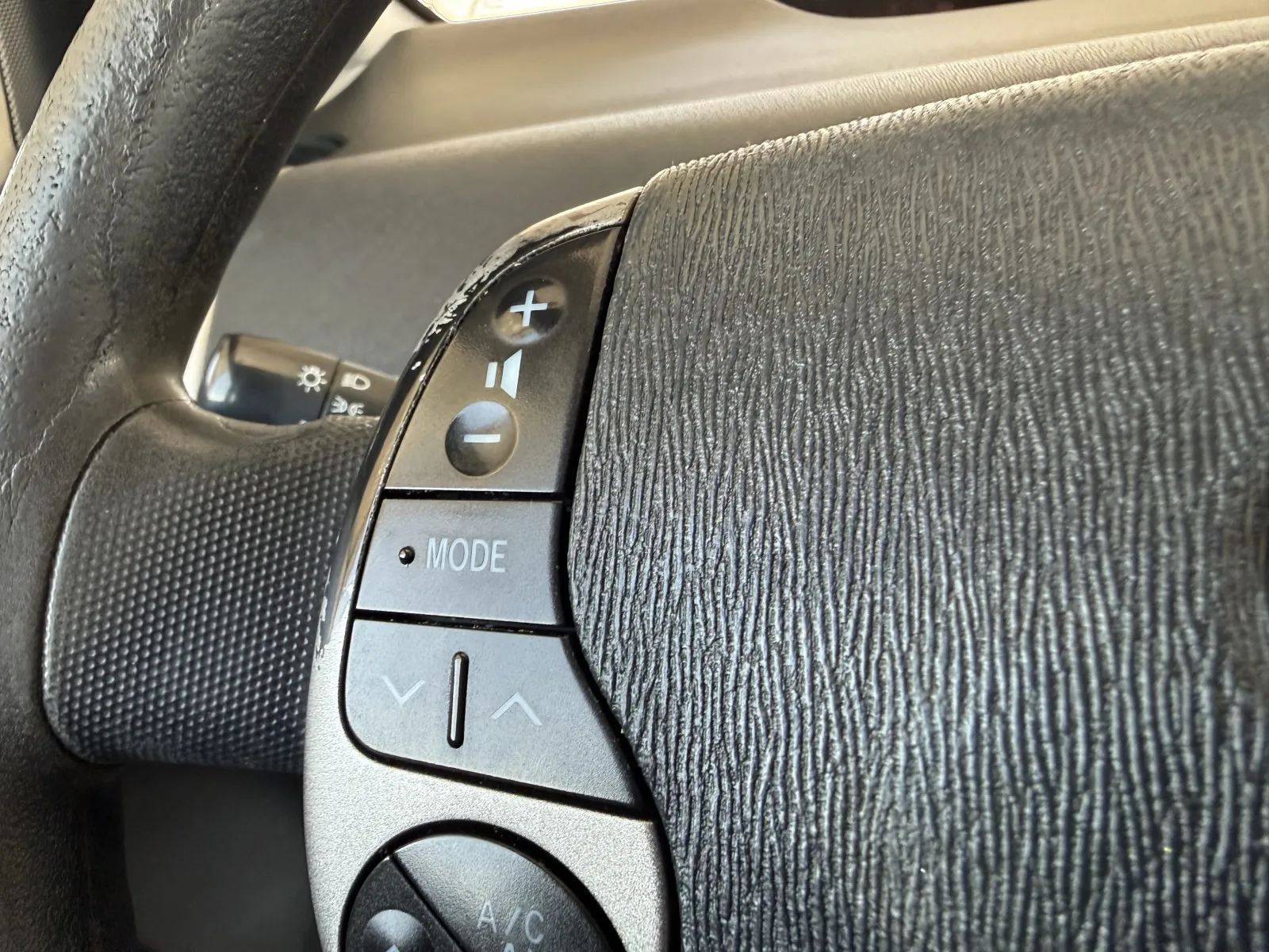 Toyota Prius photo 26