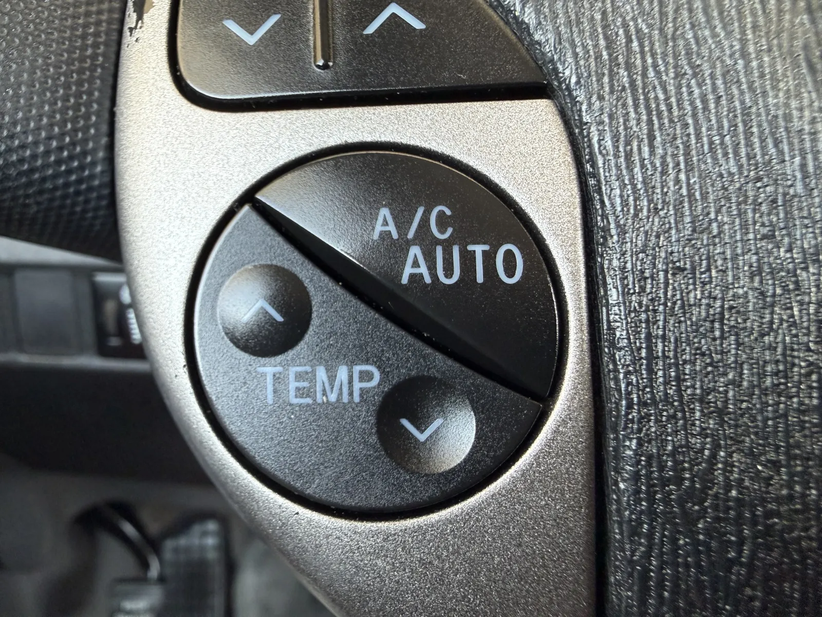 Toyota Prius photo 27