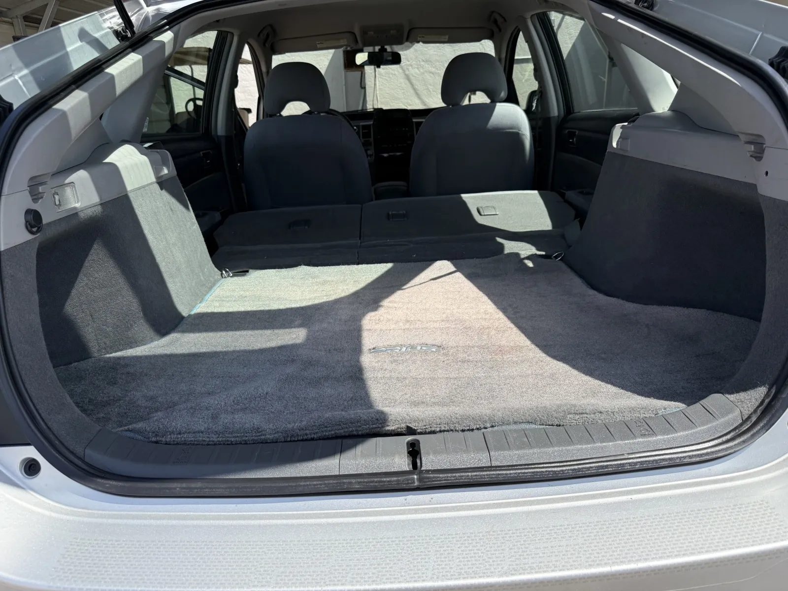 Toyota Prius photo 58