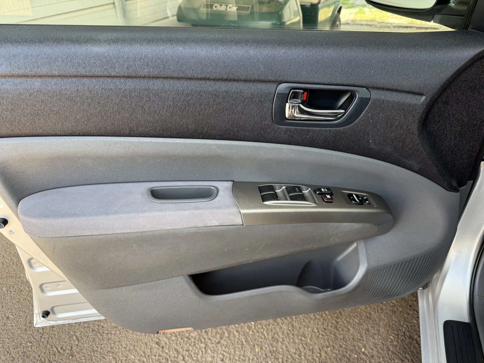 Toyota Prius photo 36
