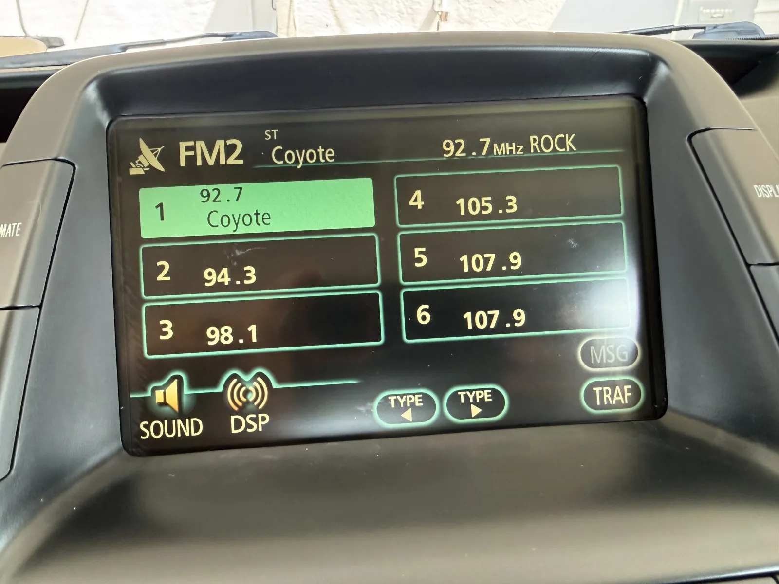 Toyota Prius photo 29