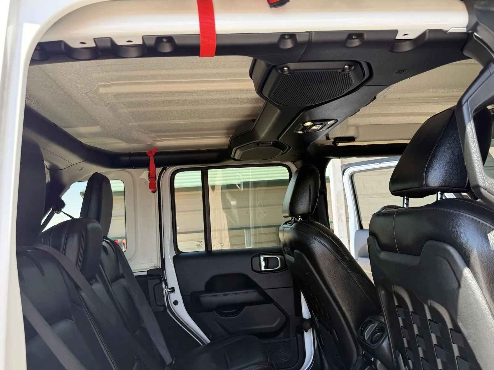 Jeep Wrangler photo 109